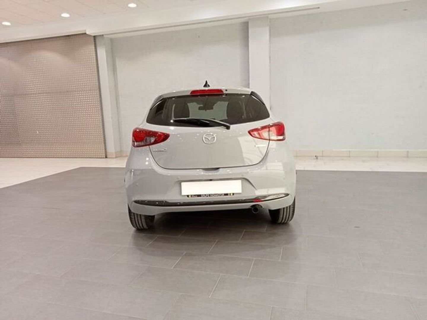 Mazda Mazda 2 1.5 G e-SKYACTIV Homura Aka 66 kW (90 CV)