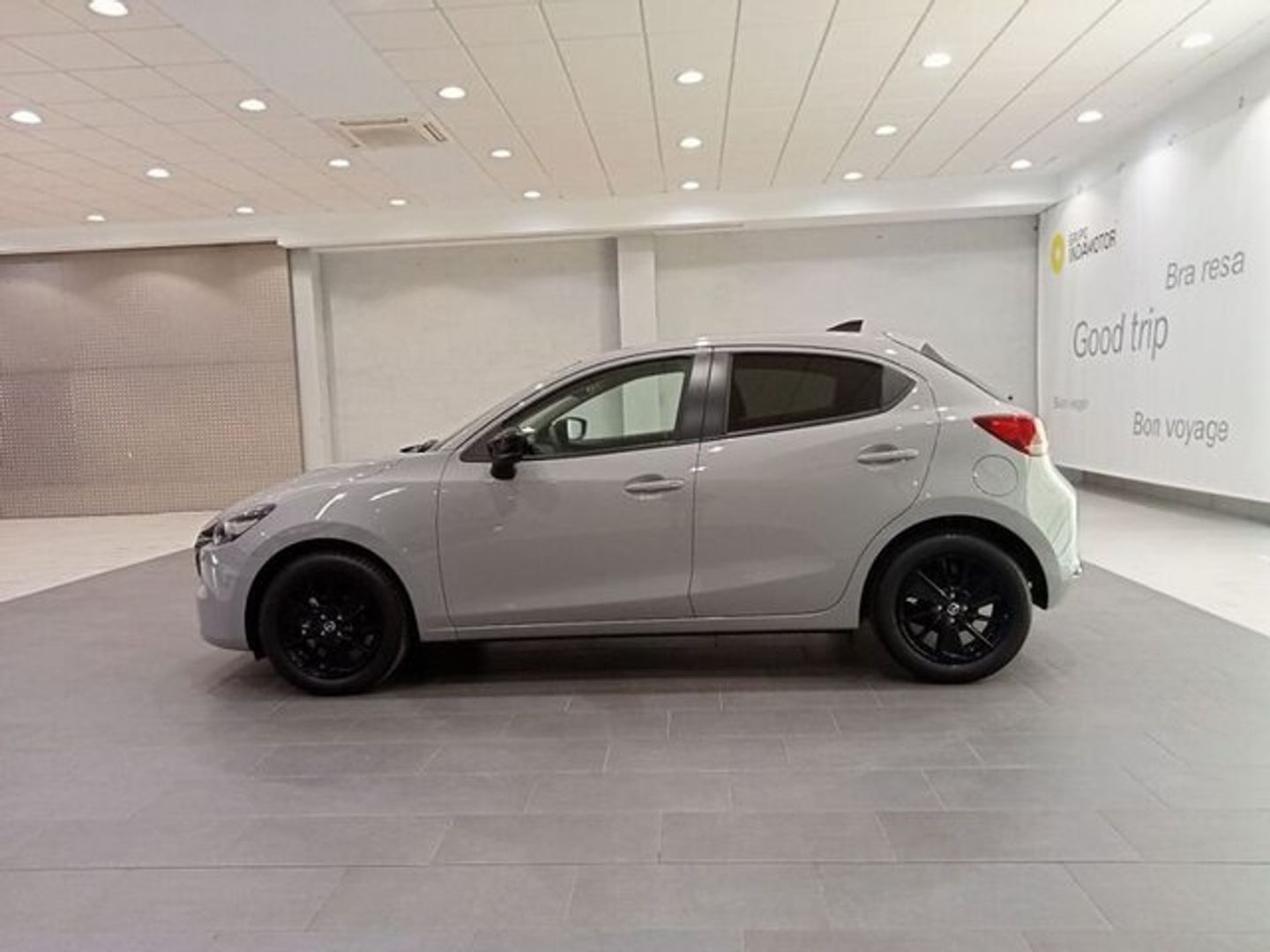 Mazda Mazda 2 1.5 G e-SKYACTIV Homura Aka 66 kW (90 CV)