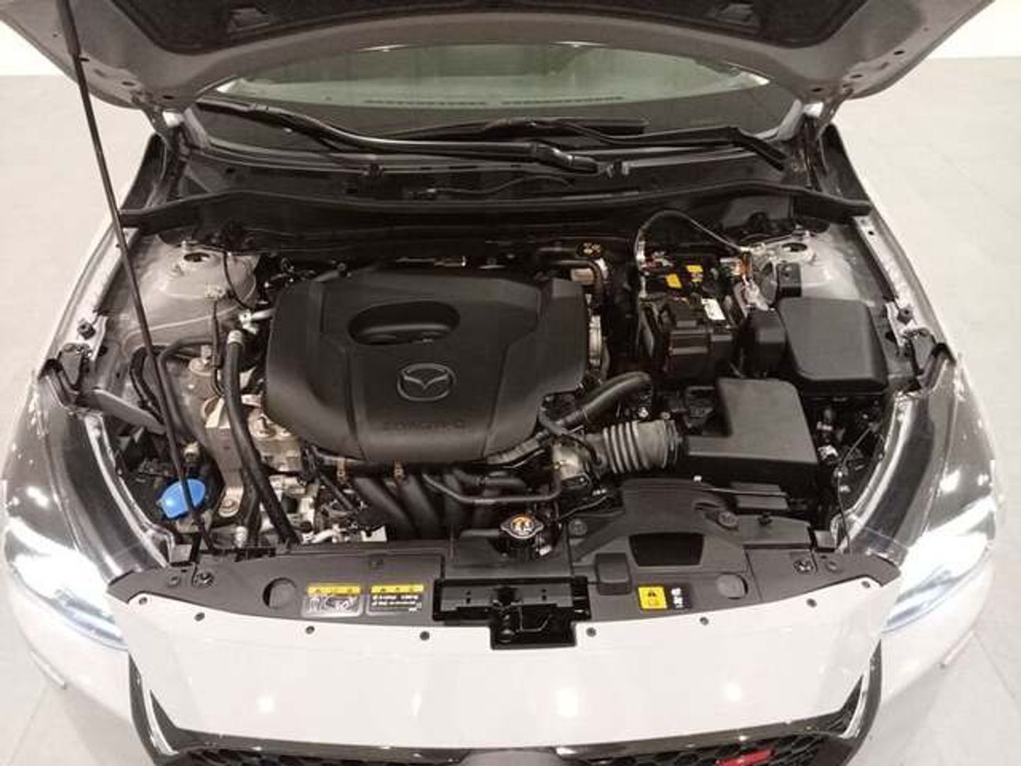 Mazda Mazda 2 1.5 G e-SKYACTIV Homura Aka 66 kW (90 CV)