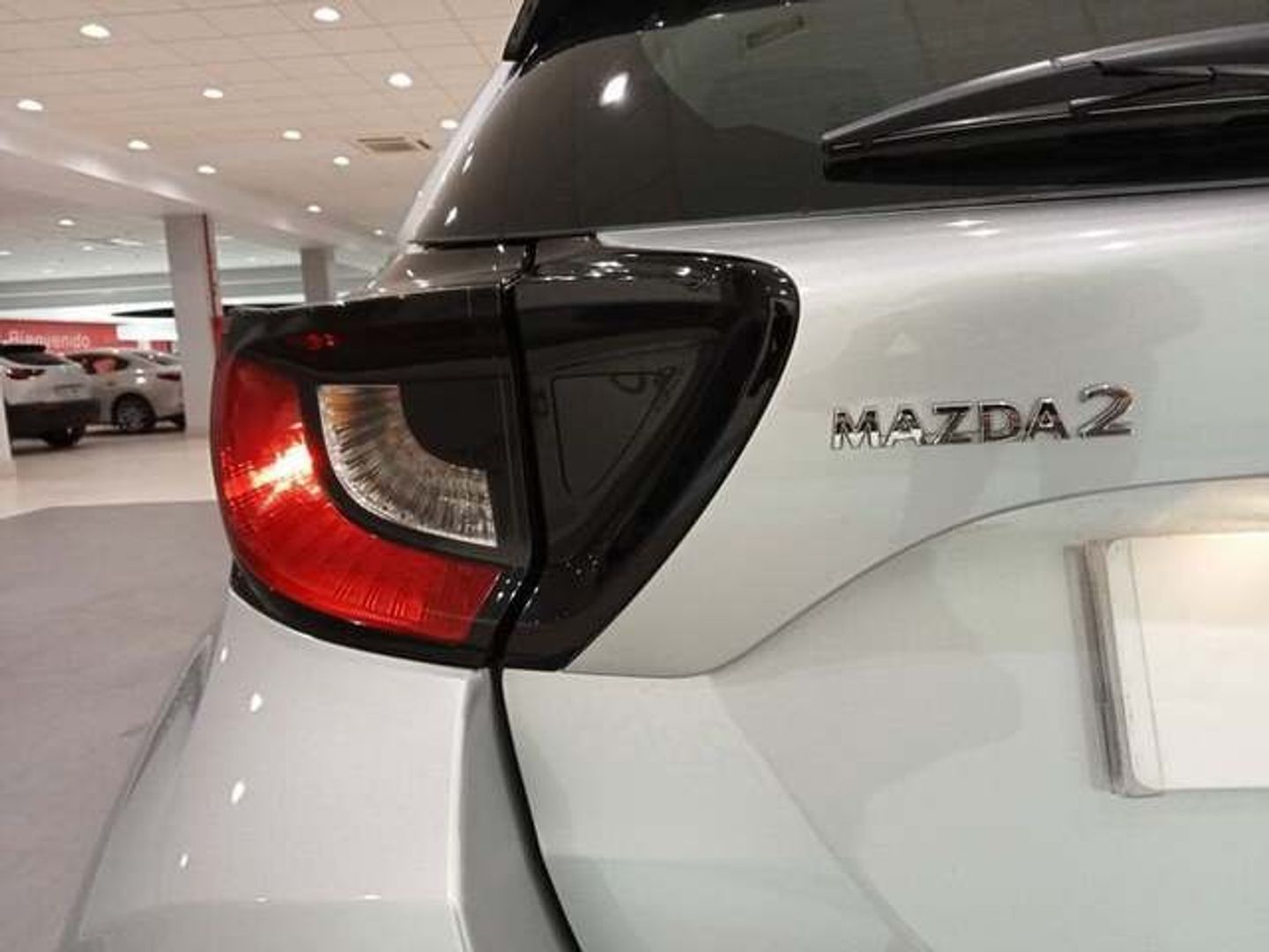 Mazda Mazda 2 1.5 Center-Line CVT  85 kW (116 CV)