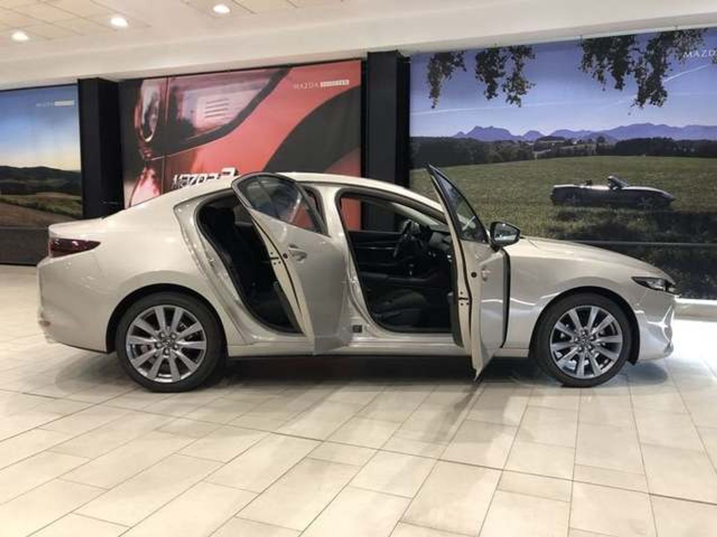 Mazda Mazda 3 2.0 e-SKYACTIV-G Exclusive-Line 89 kW (122 CV)