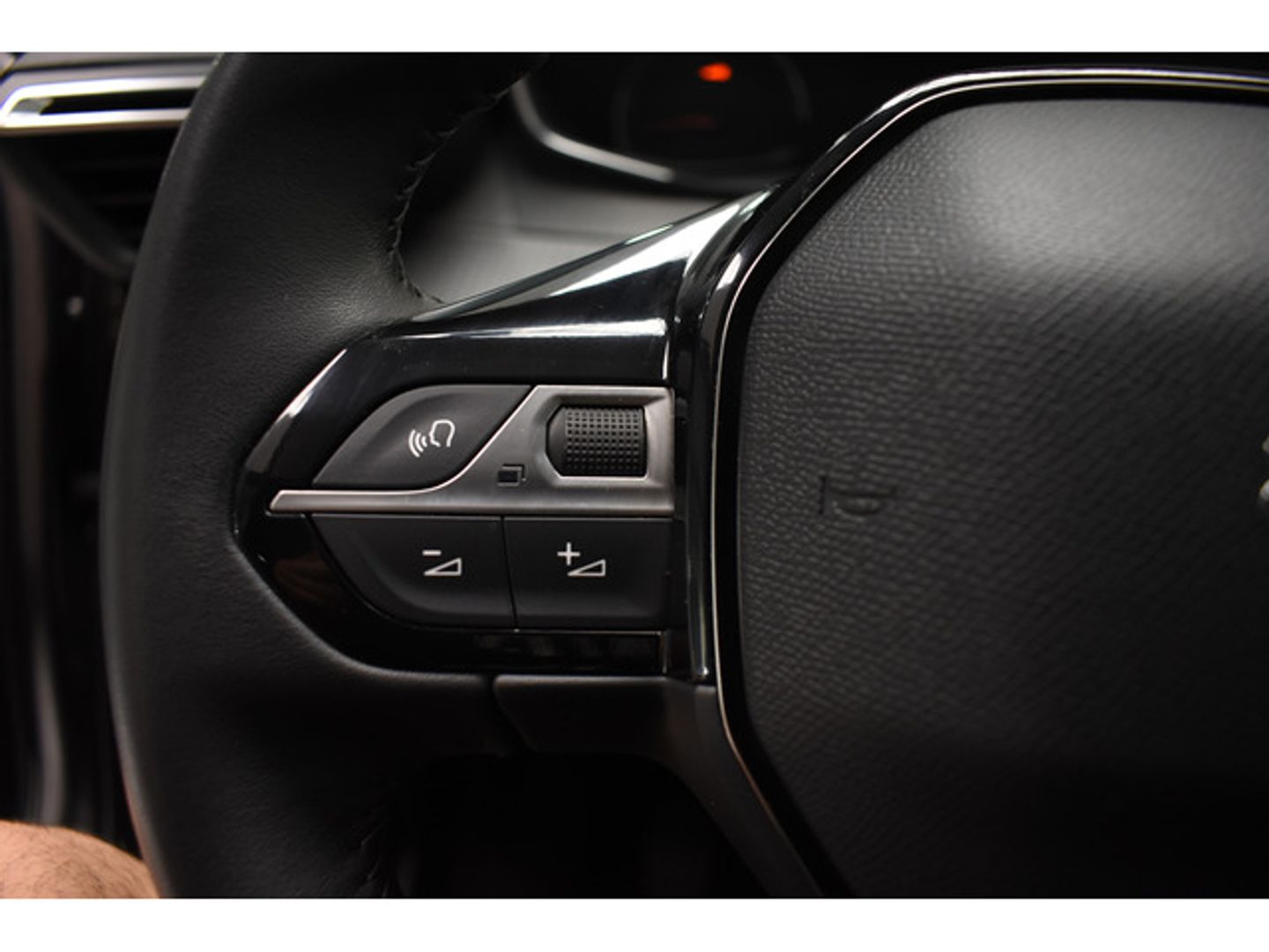Peugeot 2008 BlueHDi 110 Allure Pack 81 kW (110 CV)