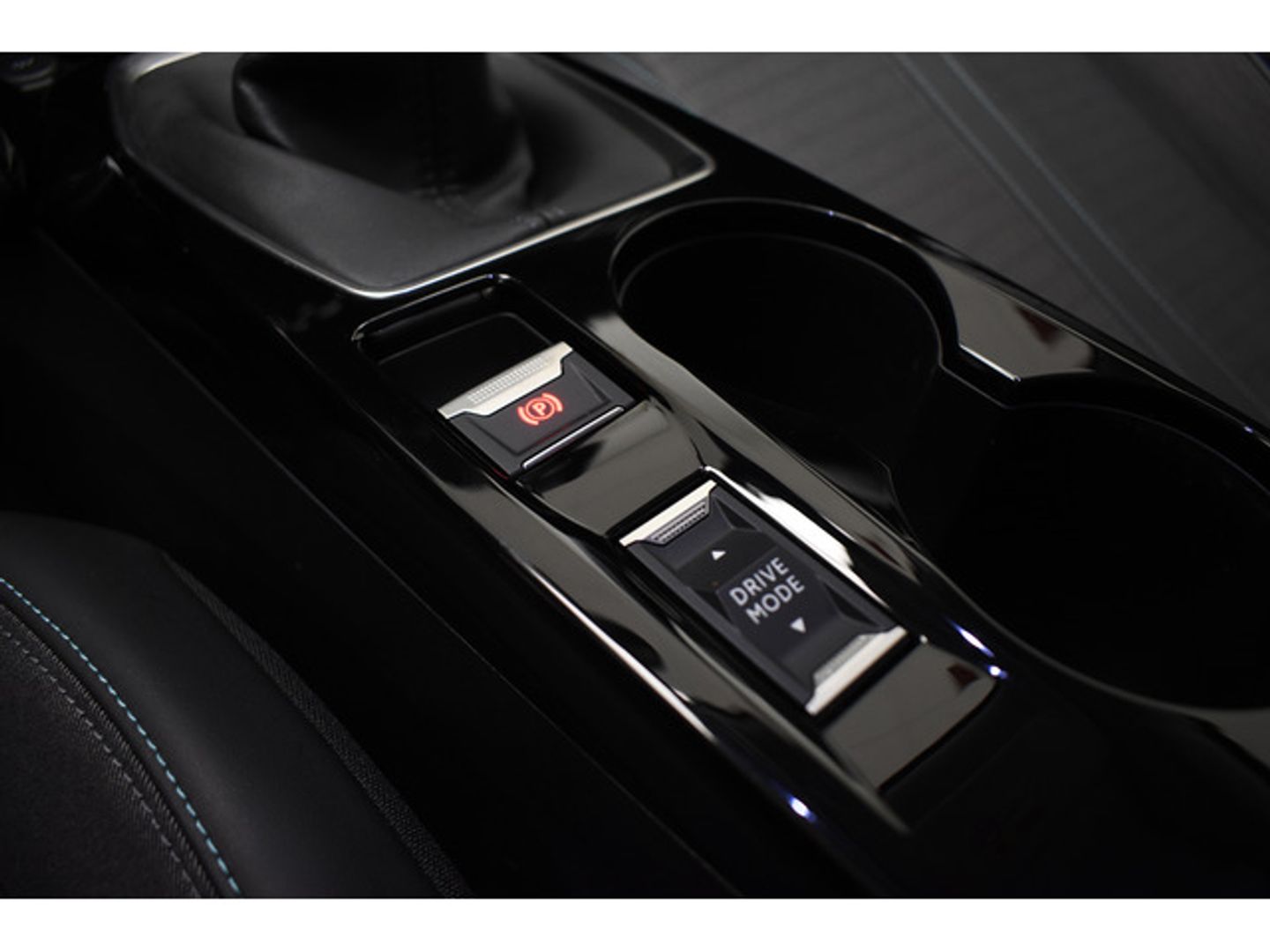 Peugeot 2008 BlueHDi 110 Allure Pack 81 kW (110 CV)