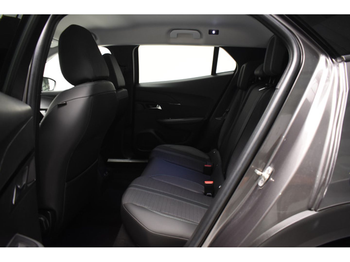 Peugeot 2008 BlueHDi 110 Allure Pack 81 kW (110 CV)