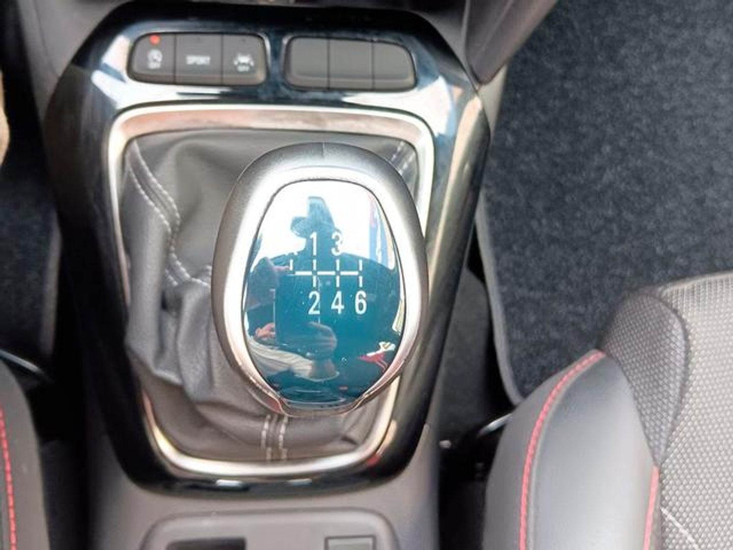 Opel Corsa 1.2T XHL GS 74 kW (100 CV)