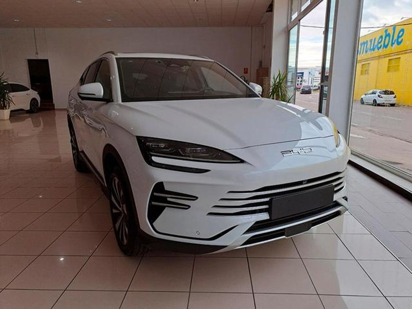 BYD Seal U DM-i Boost 160 kW (218 CV) Blanco All Terrain / Pick-up