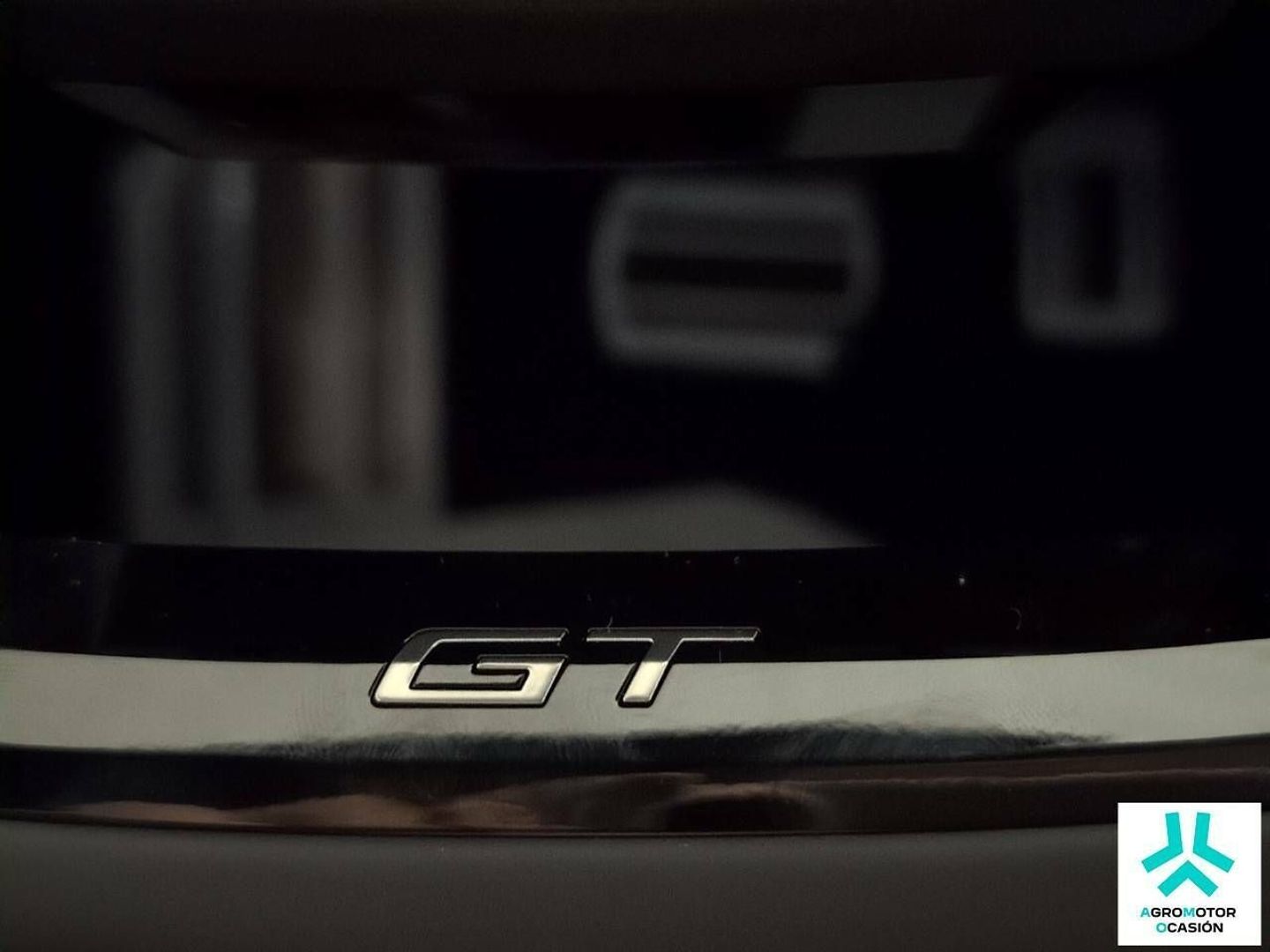 Peugeot 5008 Hybrid 1.2 GT eDCS6 107 kW (145 CV)