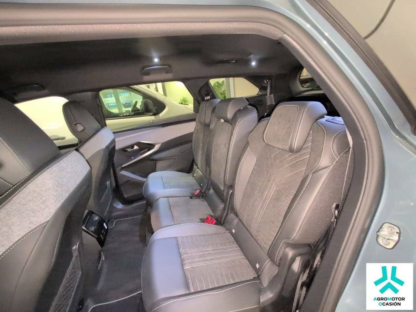 Peugeot 5008 Hybrid 1.2 GT eDCS6 107 kW (145 CV)