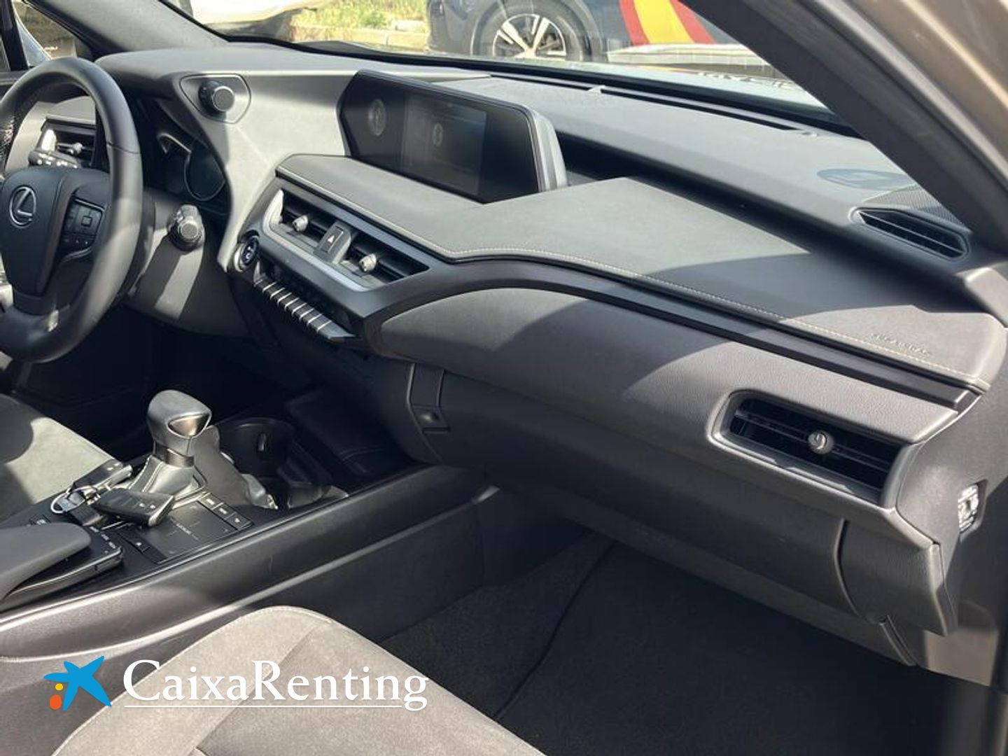 Lexus UX UX 250h Business 2WD 135 kW (184 CV)