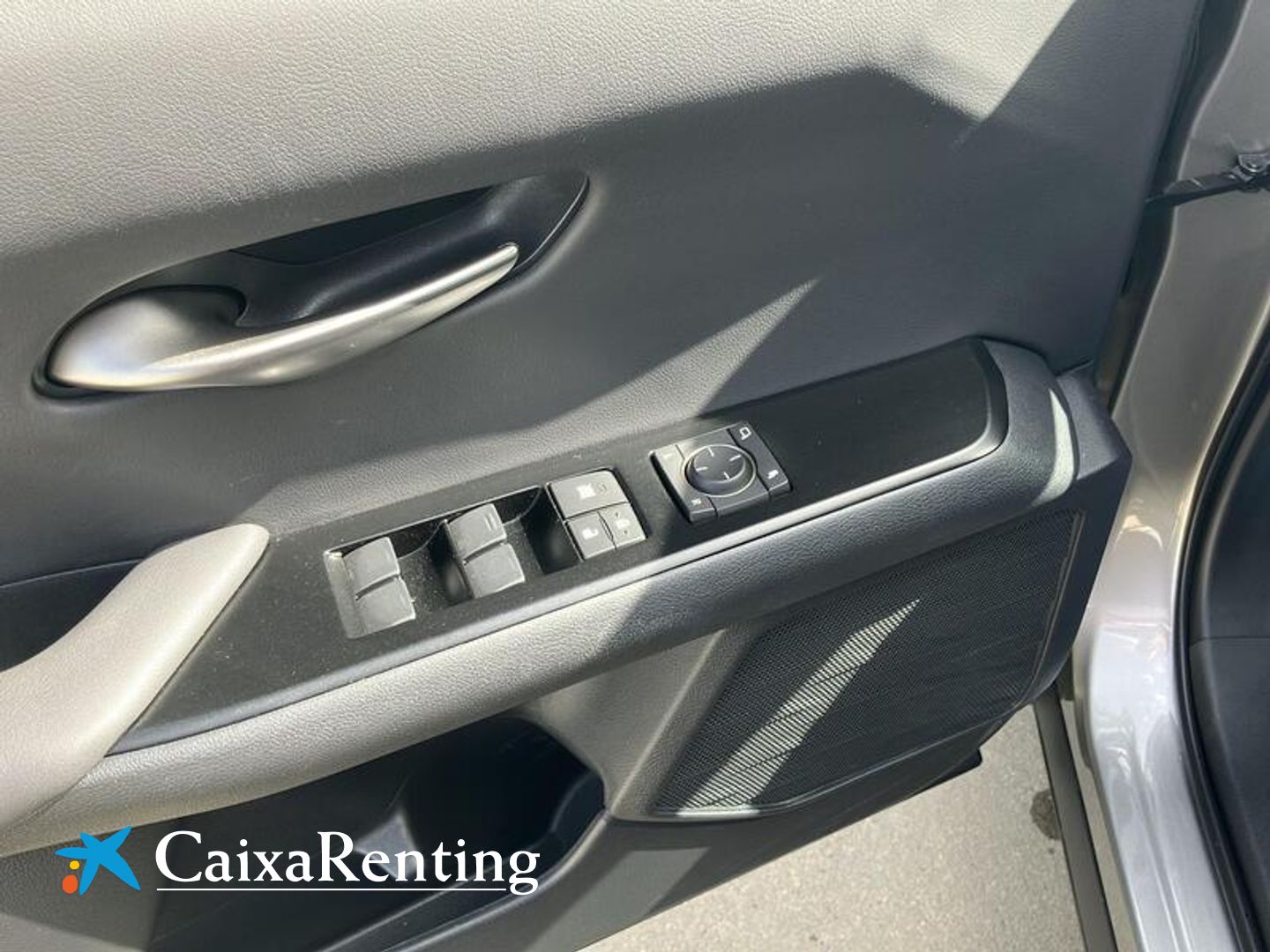 Lexus UX UX 250h Business 2WD 135 kW (184 CV)