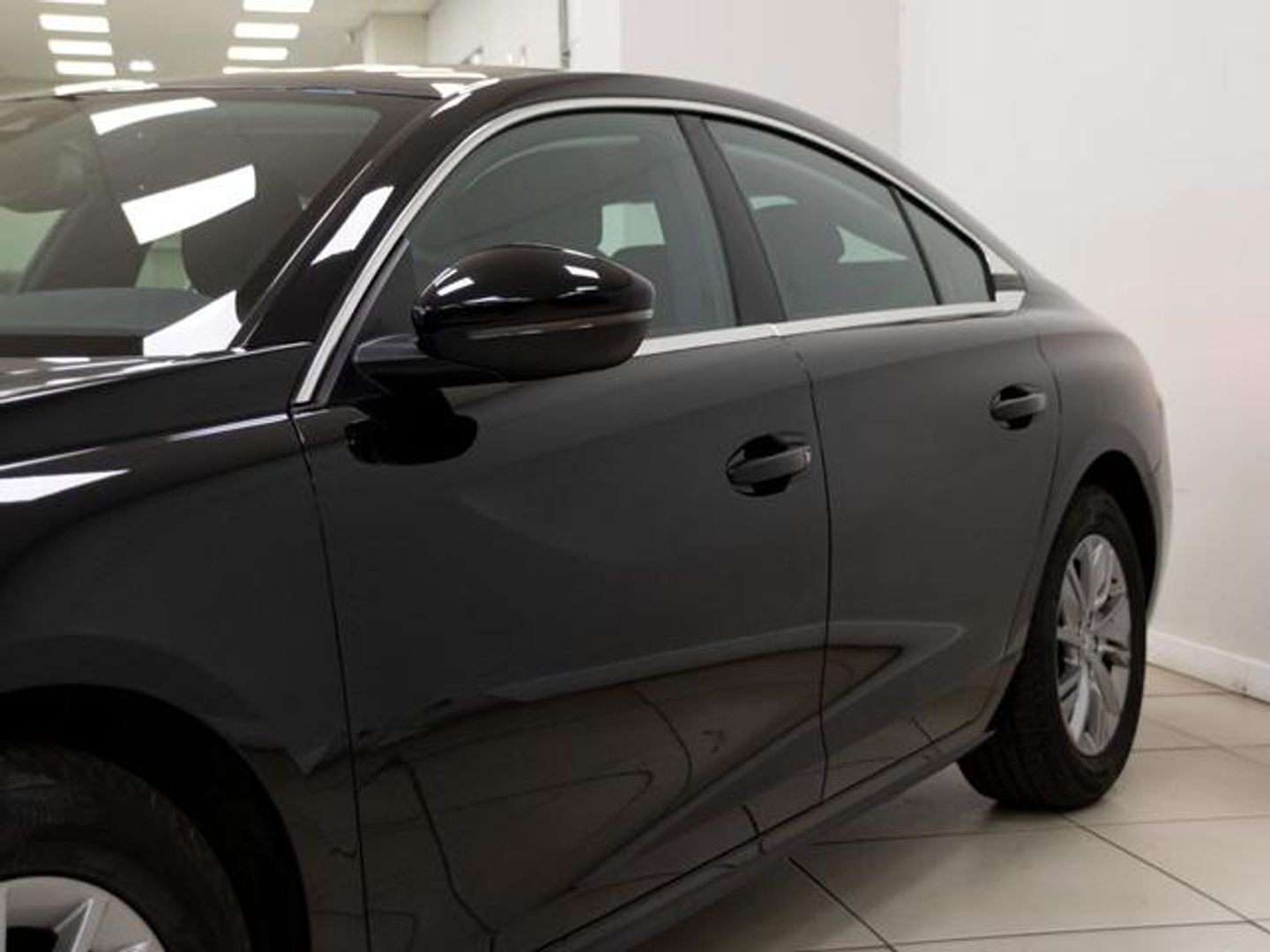 Peugeot 508 BlueHDi 130 S&S Active Pack EAT8 96 kW (130 CV)