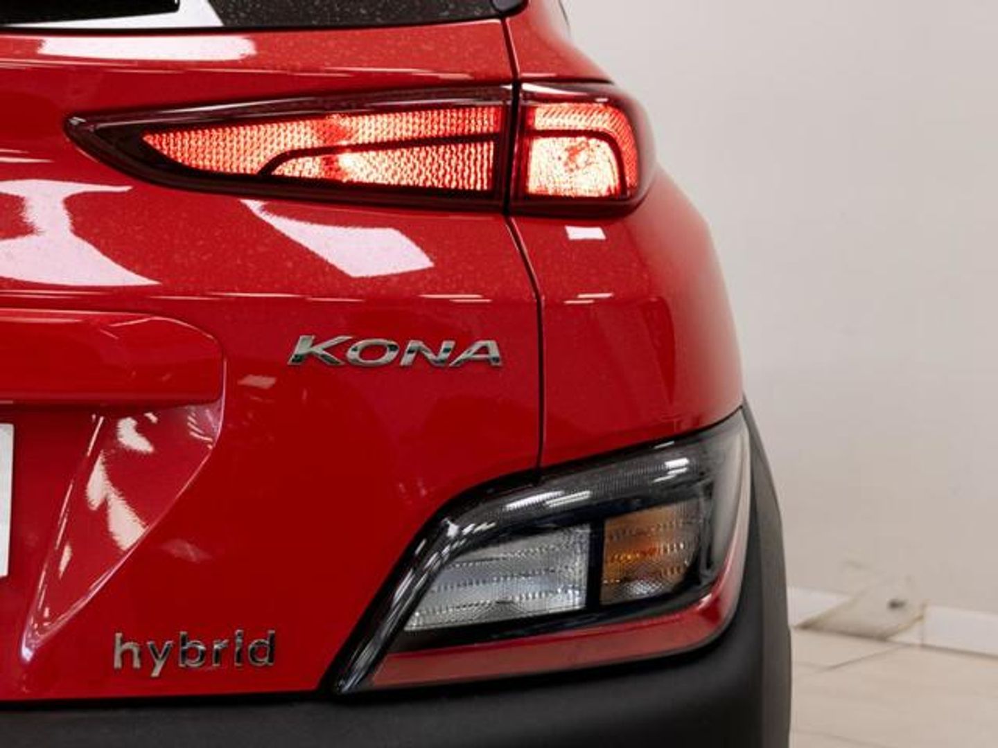 Hyundai Kona 1.6 GDI HEV Maxx DCT 104 kW (141 CV)