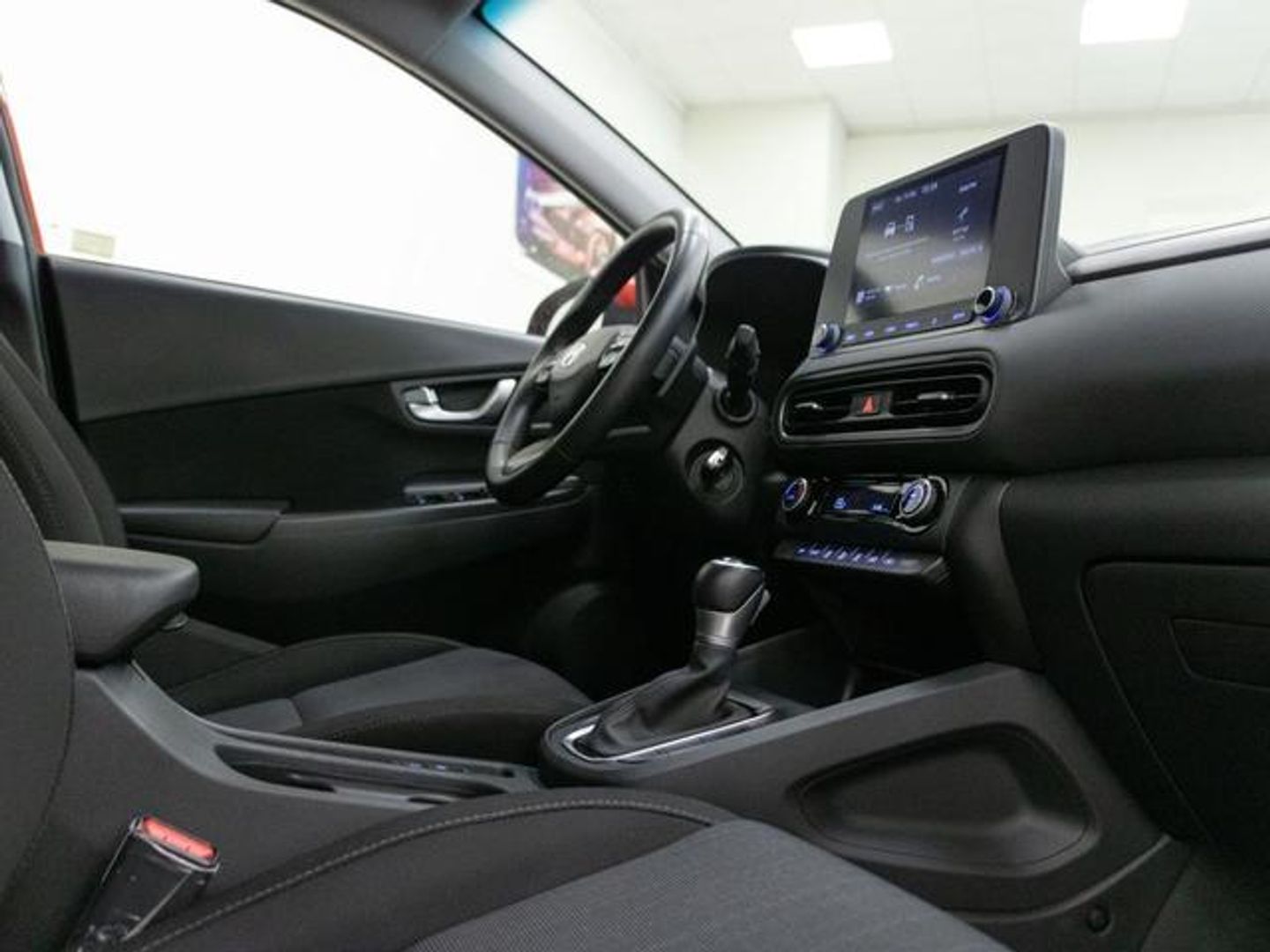 Hyundai Kona 1.6 GDI HEV Maxx DCT 104 kW (141 CV)