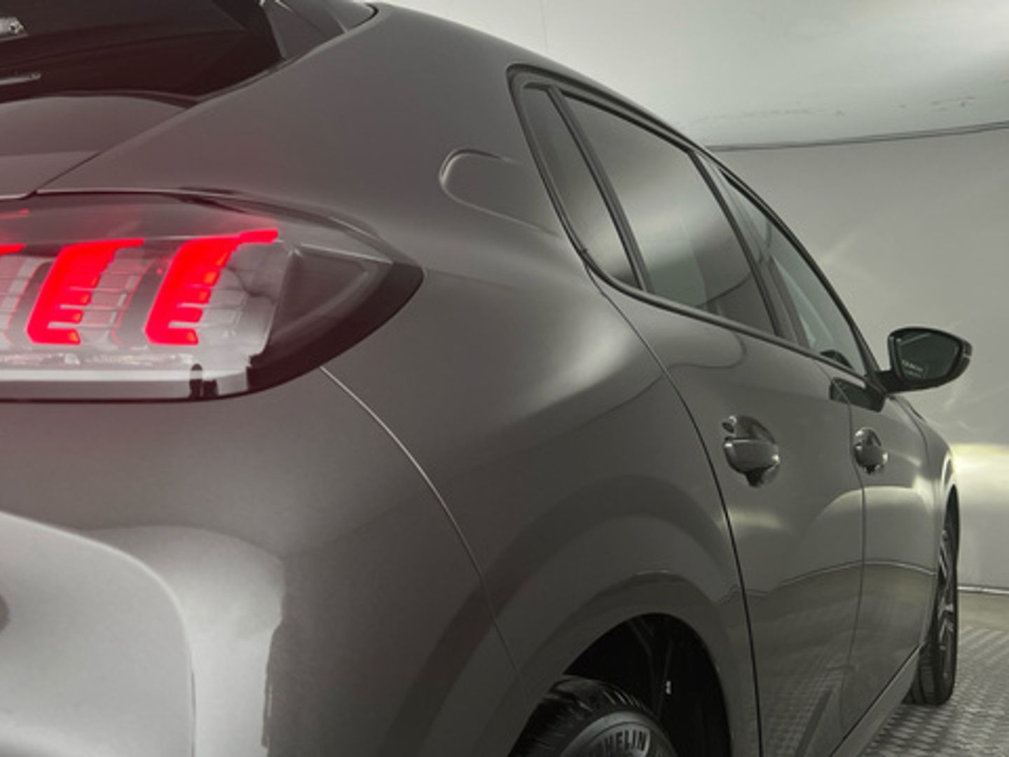 Peugeot 208 PureTech 100 Active Pack 75 kW (100 CV)