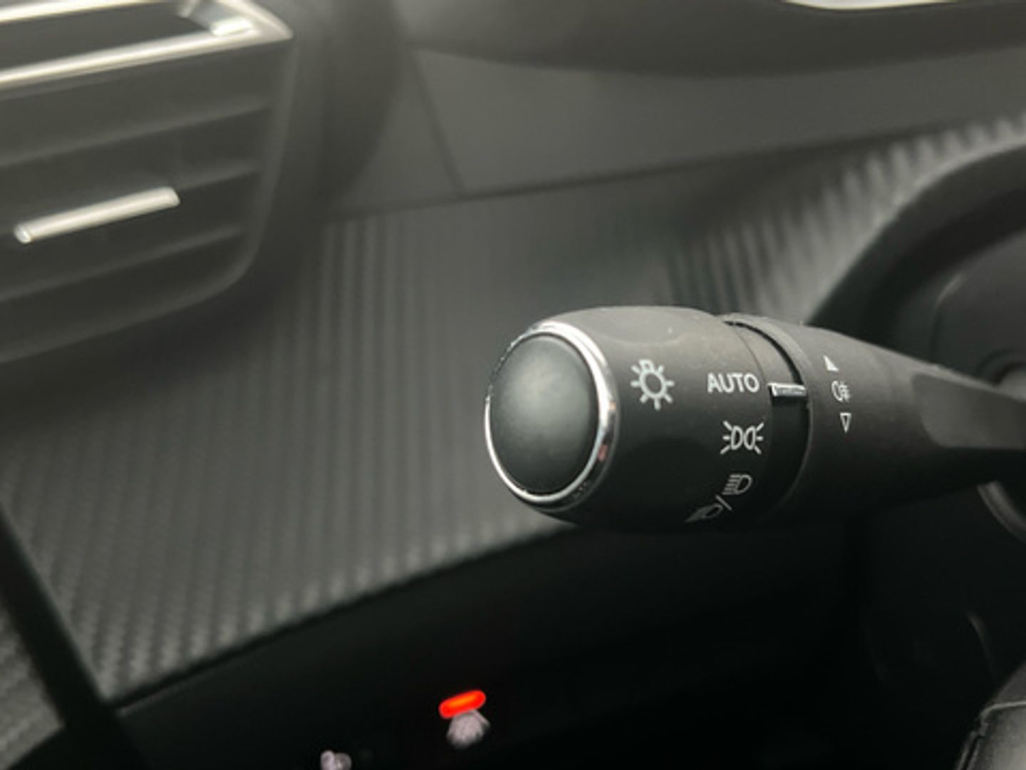 Peugeot 208 PureTech 100 Active Pack 75 kW (100 CV)
