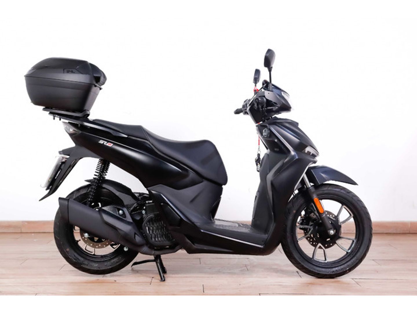 Voge SR1 125 Negro Motorcycle