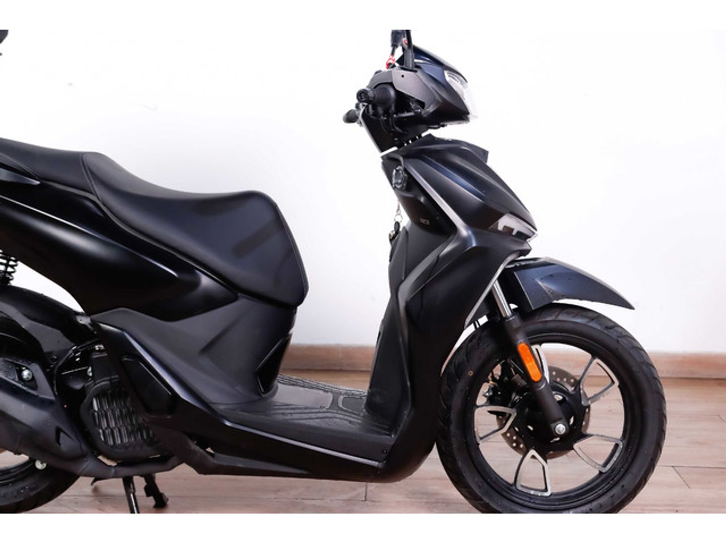 Voge SR1 125