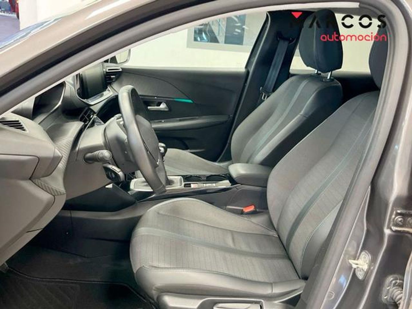 Peugeot 208 PureTech 100 Allure 75 kW (100 CV)