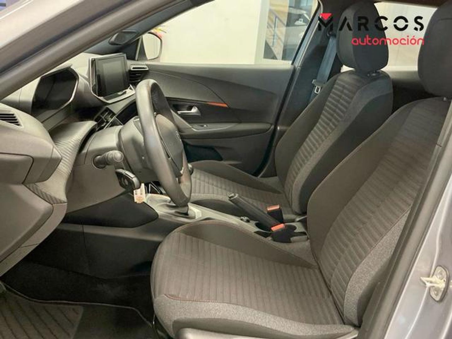Peugeot 2008 Active Pack S&S PureTech 96 kW (130 CV)