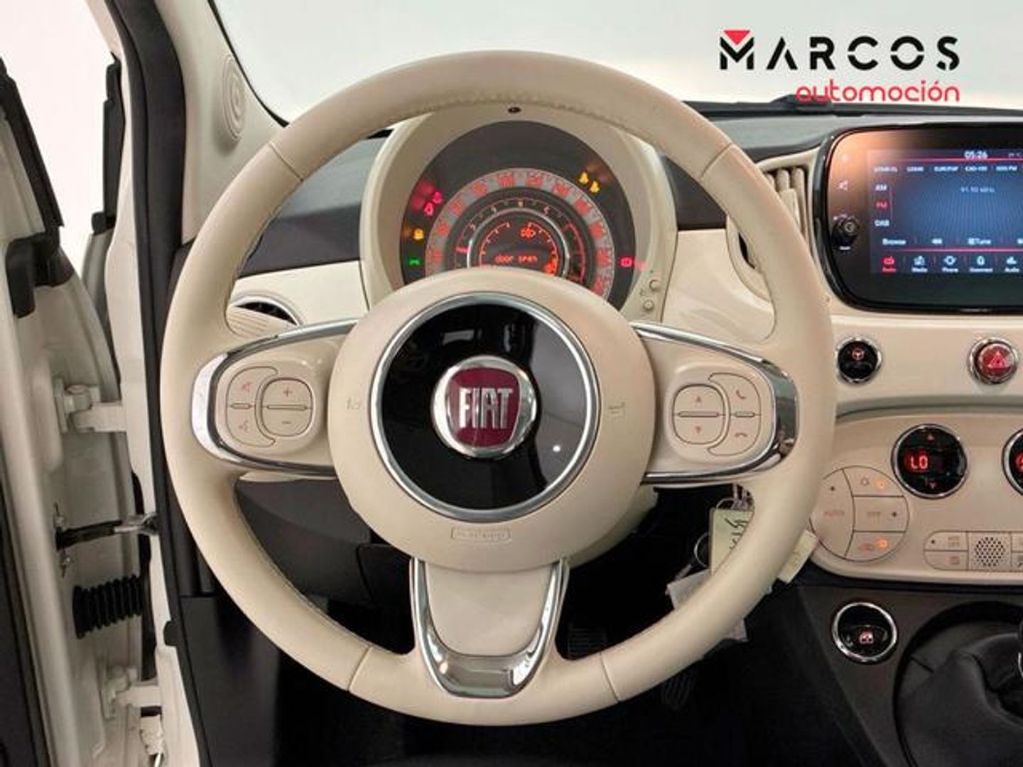 Fiat 500 1.0 Hybrid Dolcevita 51 kW (70 CV)