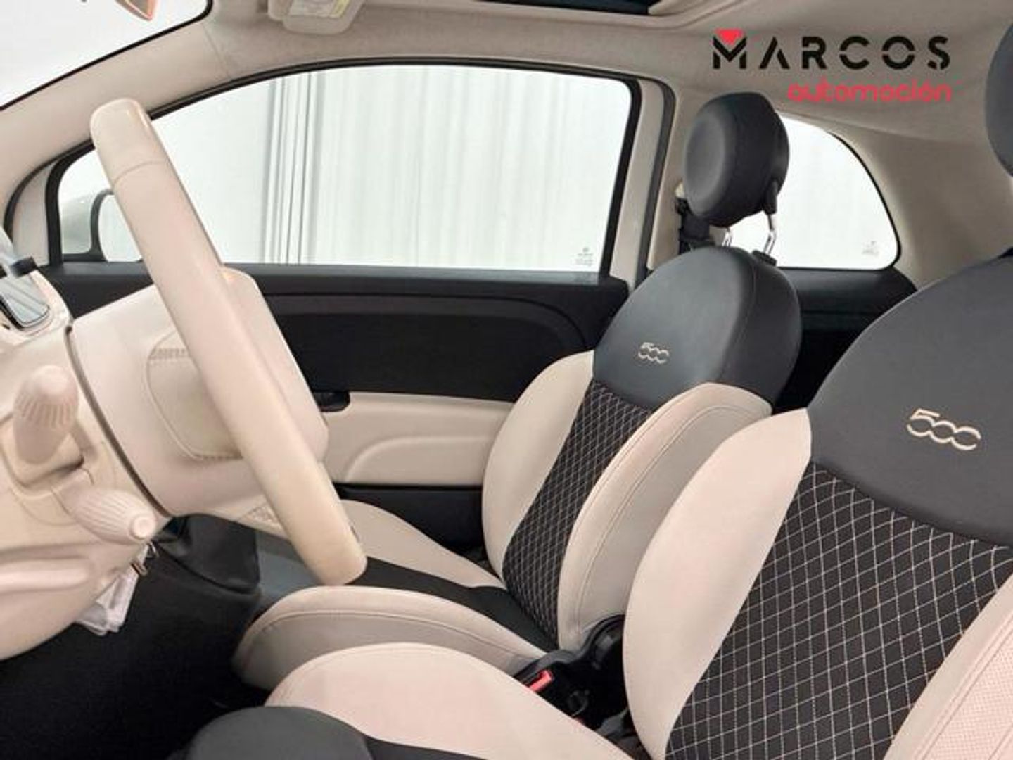 Fiat 500 1.0 Hybrid Dolcevita 51 kW (70 CV)