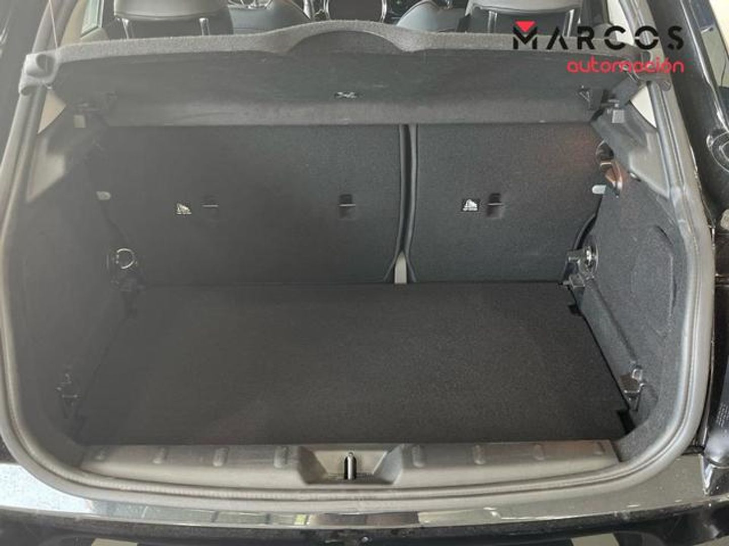 MINI MINI 5 Puertas Cooper 100 kW (136 CV)