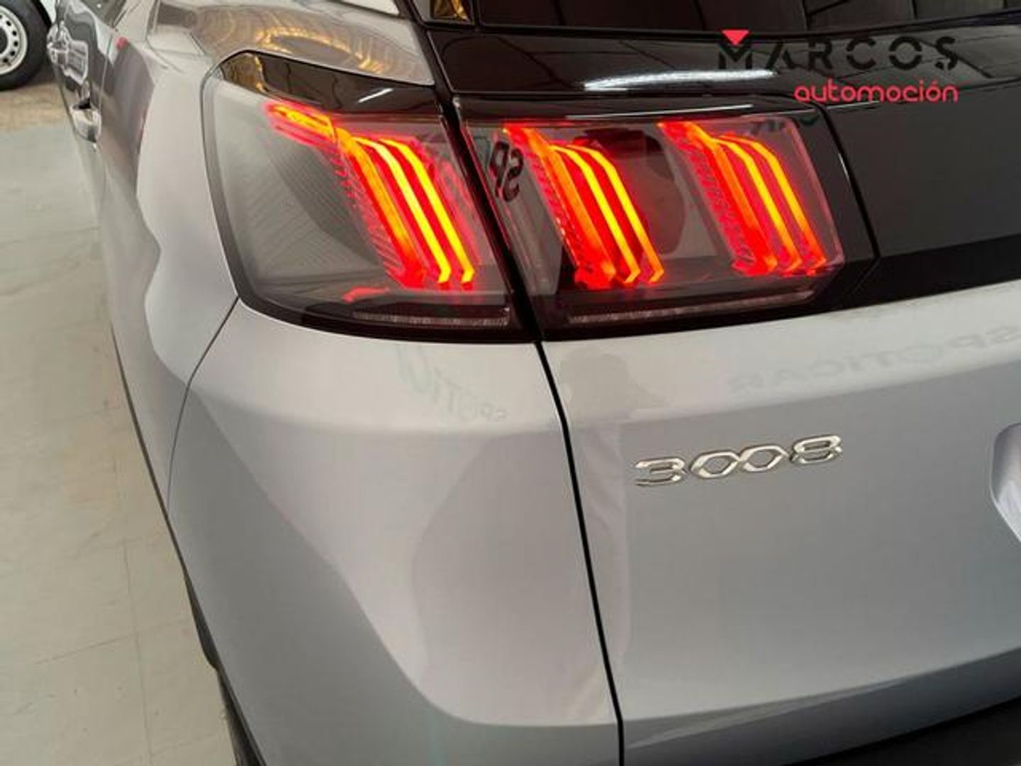 Peugeot 3008 BlueHDi 130 S&S GT EAT8 96 kW (130 CV)