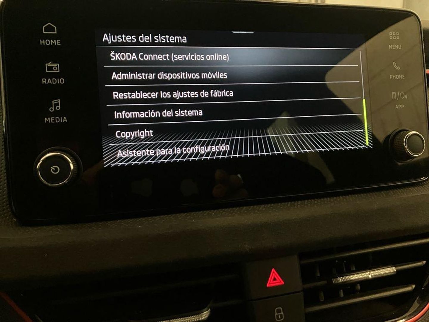 Skoda Scala Design 1.0 TSI DSG 85 kW (115 CV)