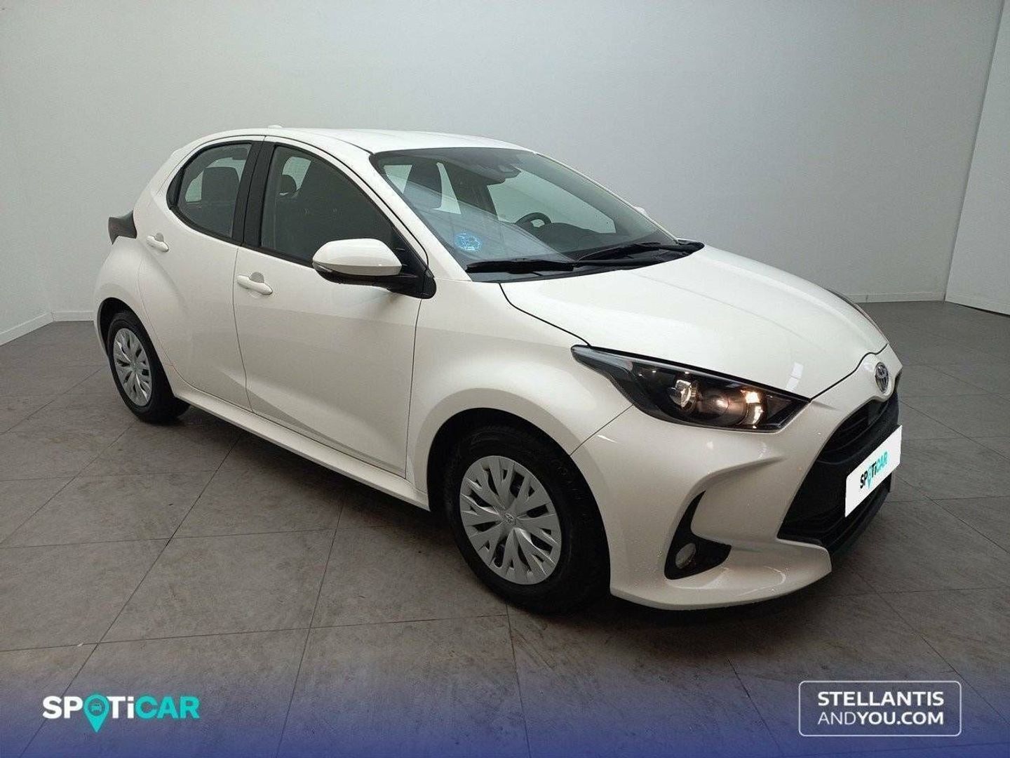 Toyota Yaris 1.0 70 Business 51 kW (69 CV)