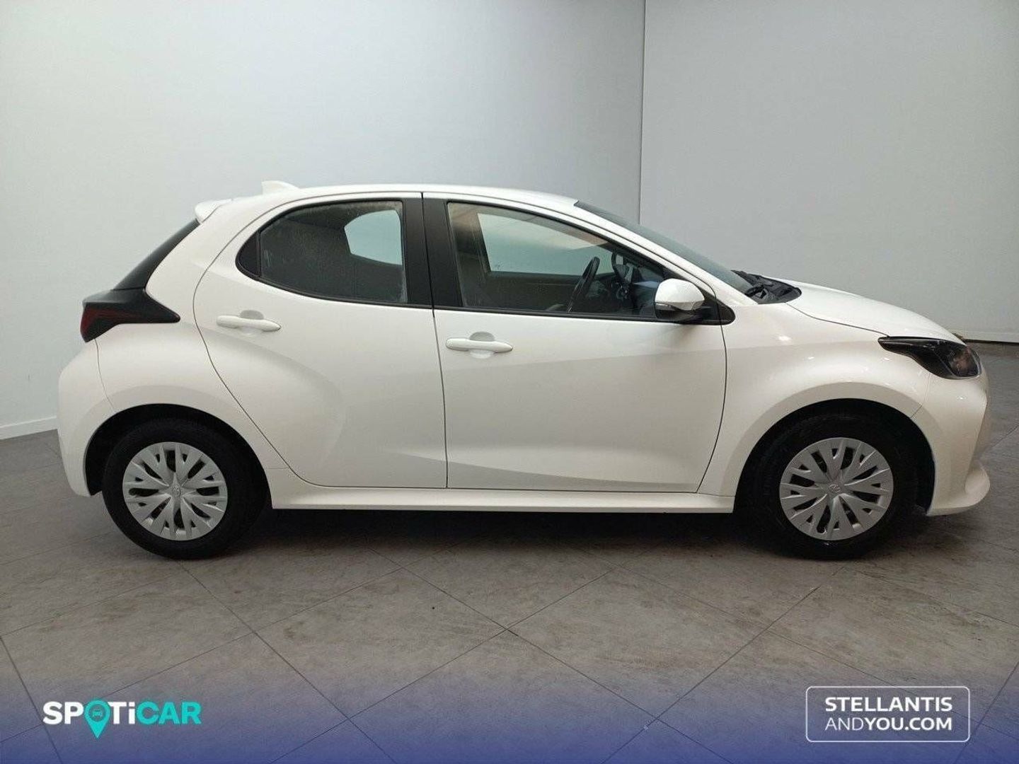 Toyota Yaris 1.0 70 Business 51 kW (69 CV)
