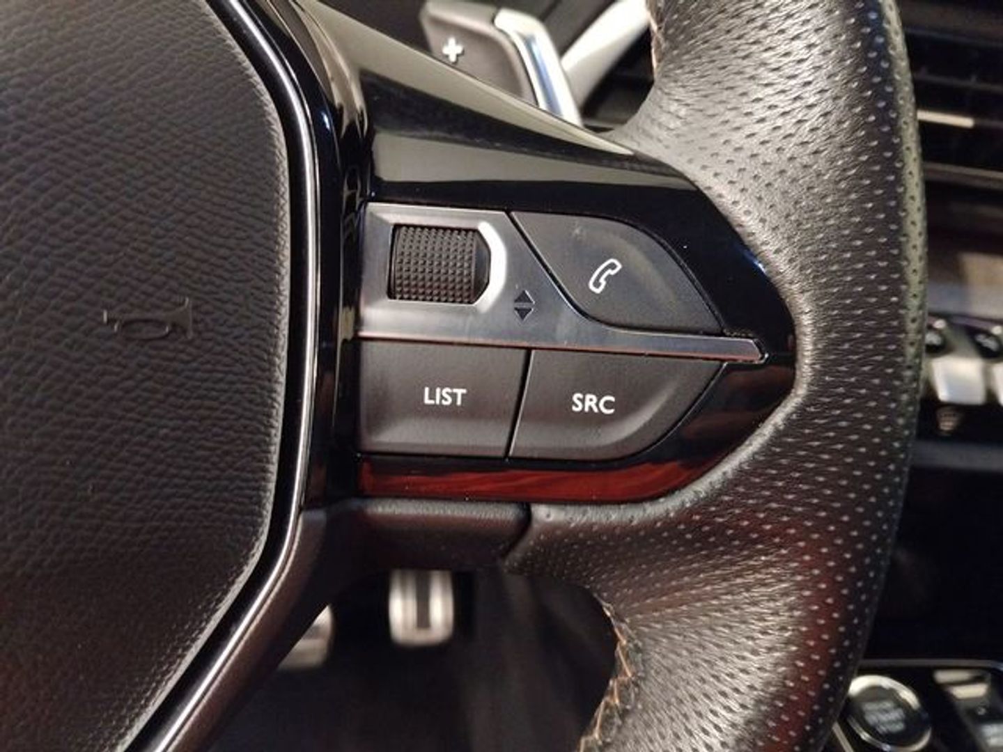 Peugeot 3008 BlueHDi 130 S&S GT EAT8 96 kW (130 CV)