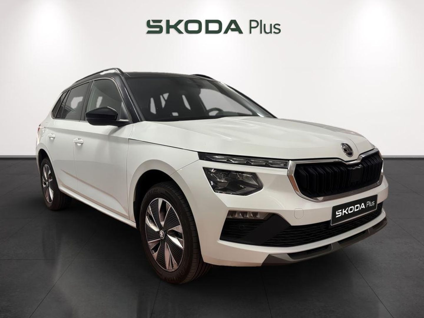 Skoda Kamiq 1.5 TSI Design DSG 110 kW (150 CV) Blanco All Terrain / Pick-up