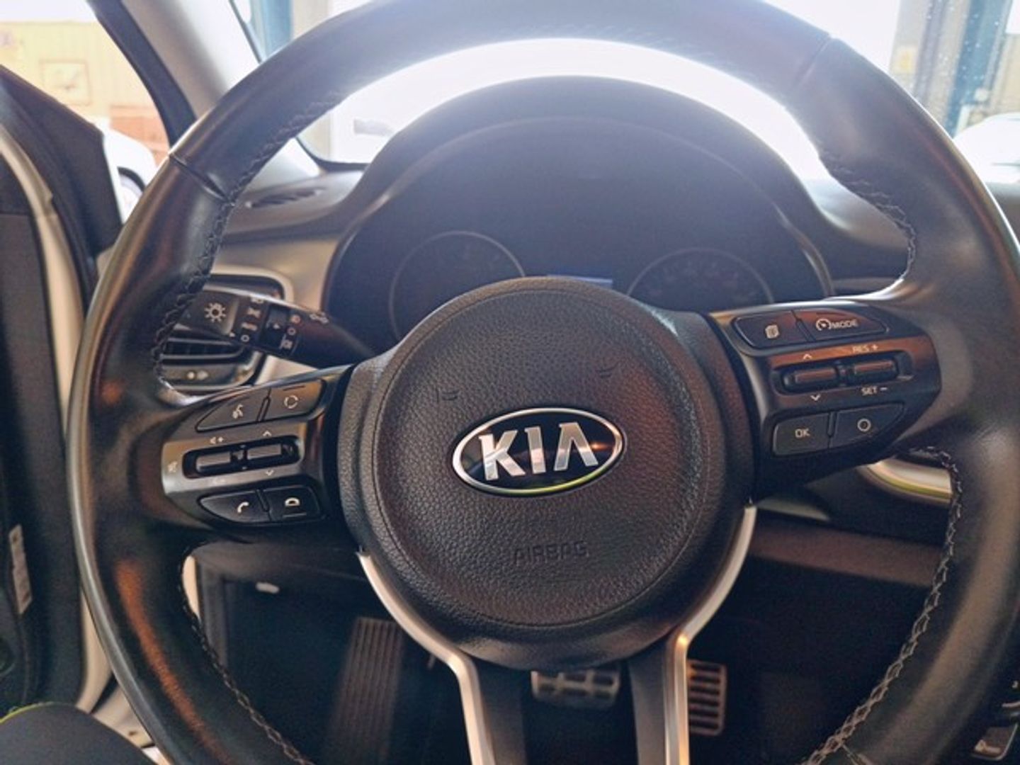 Kia Stonic 1.0 T-GDi Black Edition DCT 88 kW (120 CV)