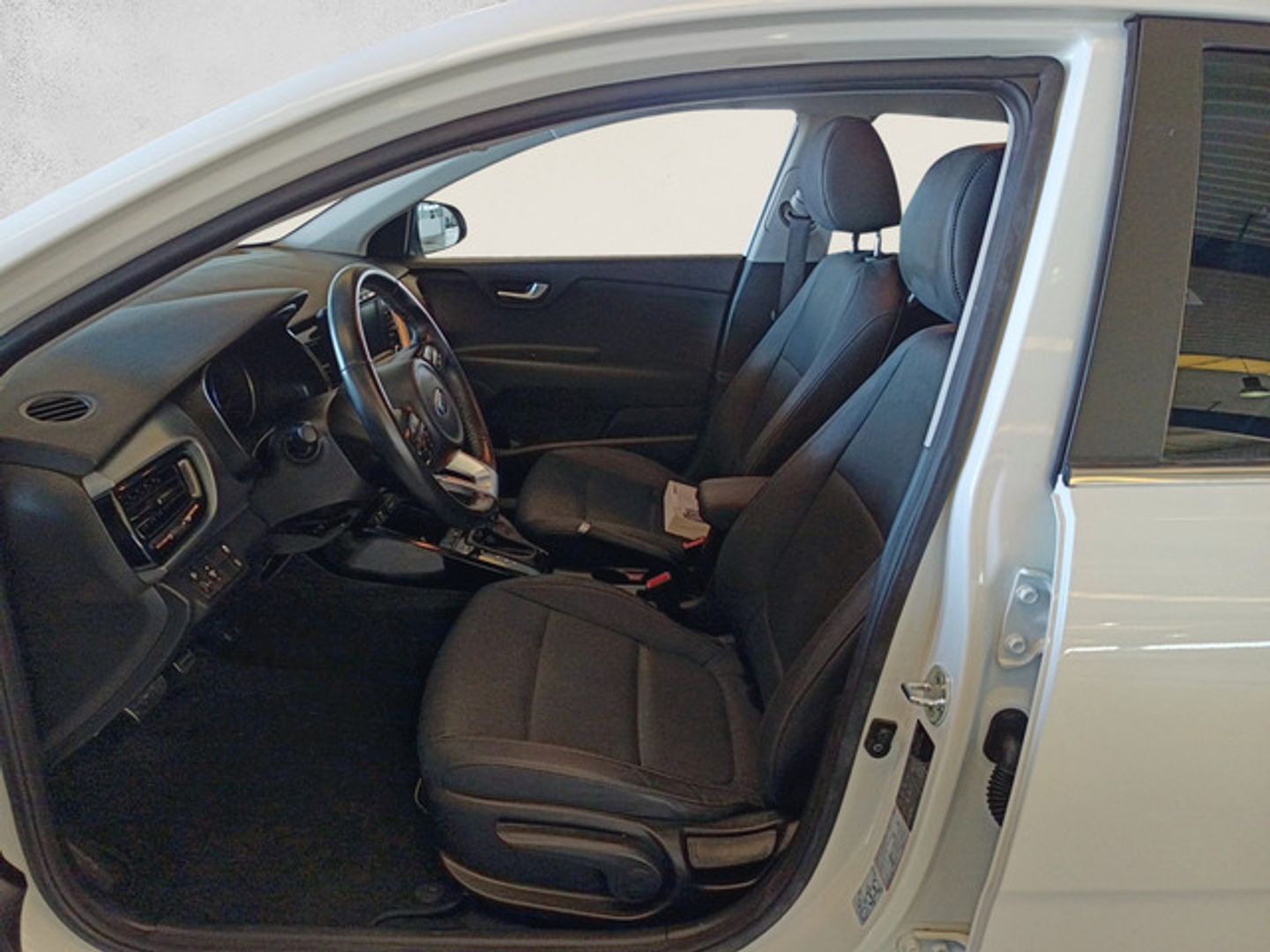 Kia Stonic 1.0 T-GDi Black Edition DCT 88 kW (120 CV)