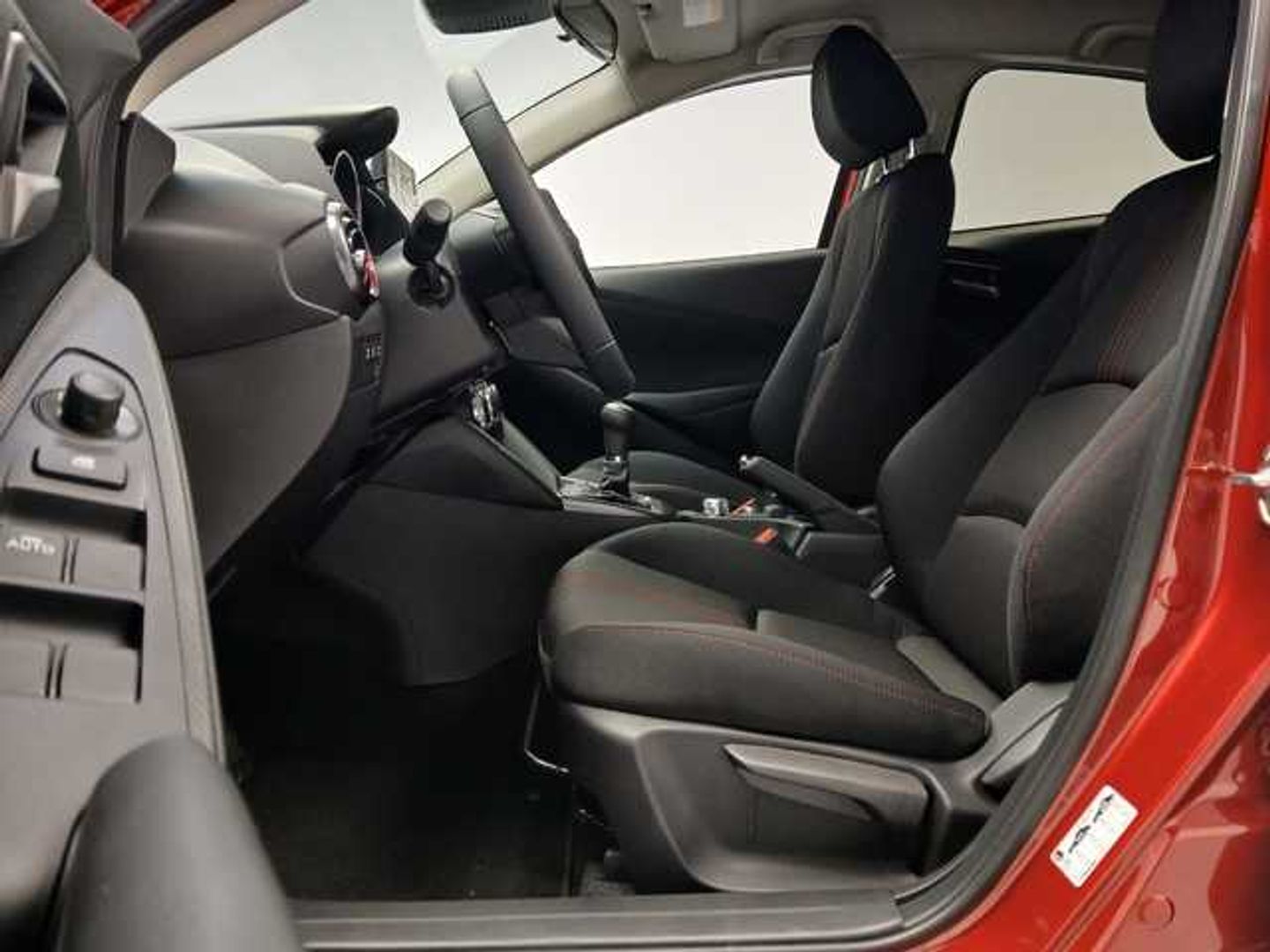 Mazda Mazda 2 e-SKYACTIV G Homura 66 kW (90 CV)