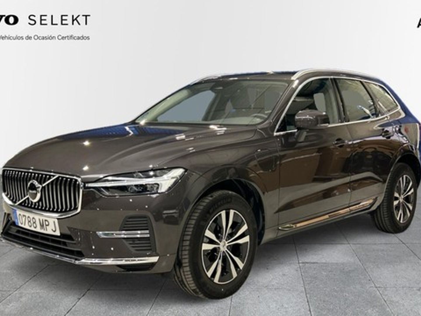 Volvo XC60 T6 Recharge Core AWD Auto 257 kW (350 CV) Gris SUV