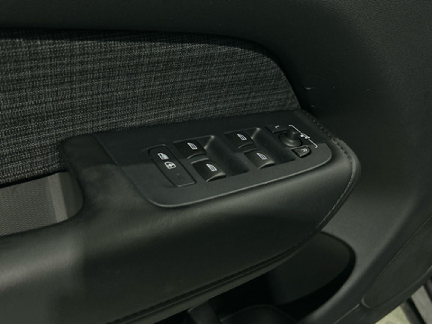 Volvo XC60 T6 Recharge Core AWD Auto 257 kW (350 CV)