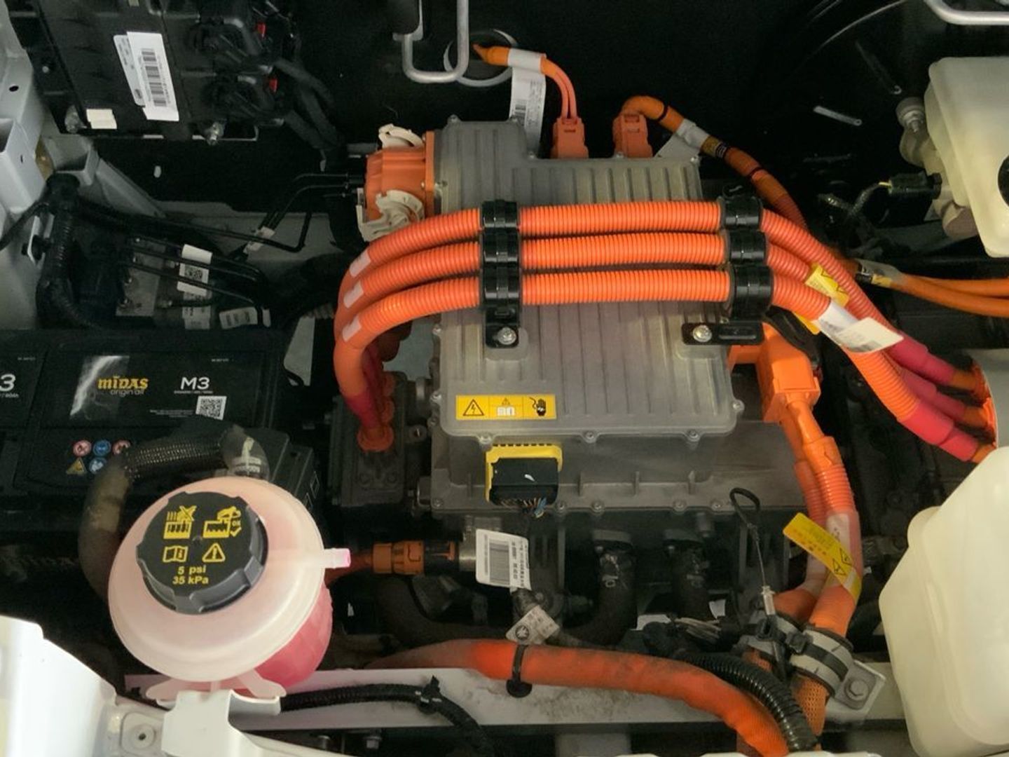 MAXUS eDeliver 3 LWB 35 kWh 90 kW (122 CV)