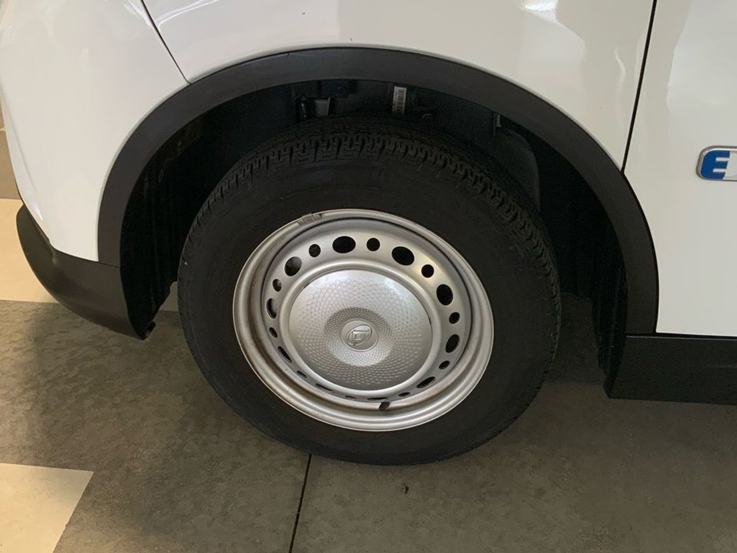 MAXUS eDeliver 3 LWB 35 kWh 90 kW (122 CV)