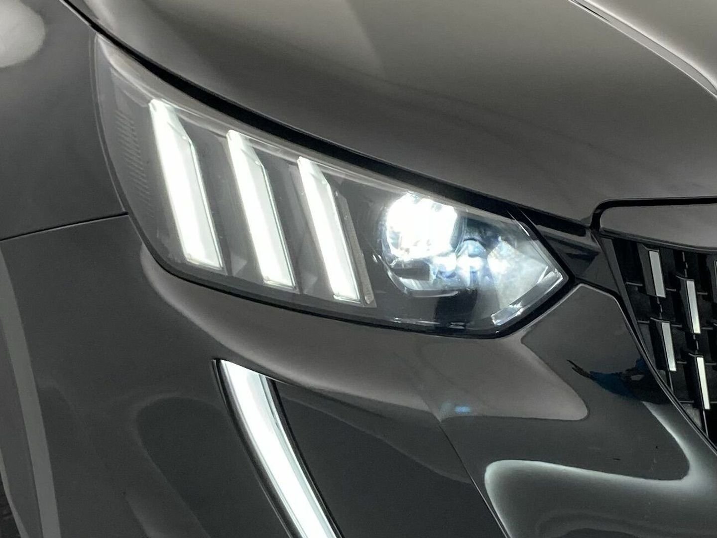 Peugeot 2008 BlueHDi 130 S&S GT EAT8 96 kW (130 CV)
