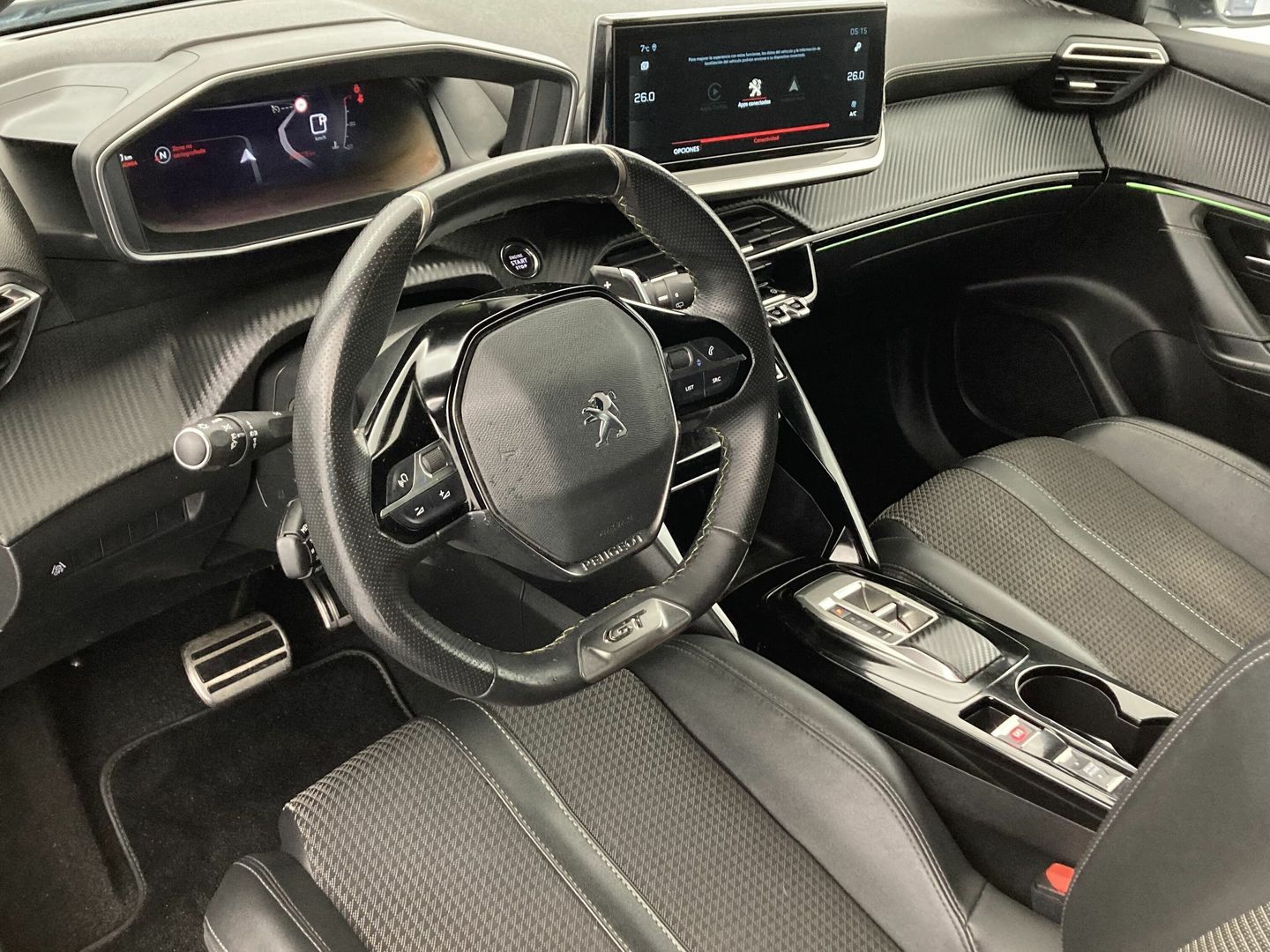 Peugeot 2008 BlueHDi 130 S&S GT EAT8 96 kW (130 CV)