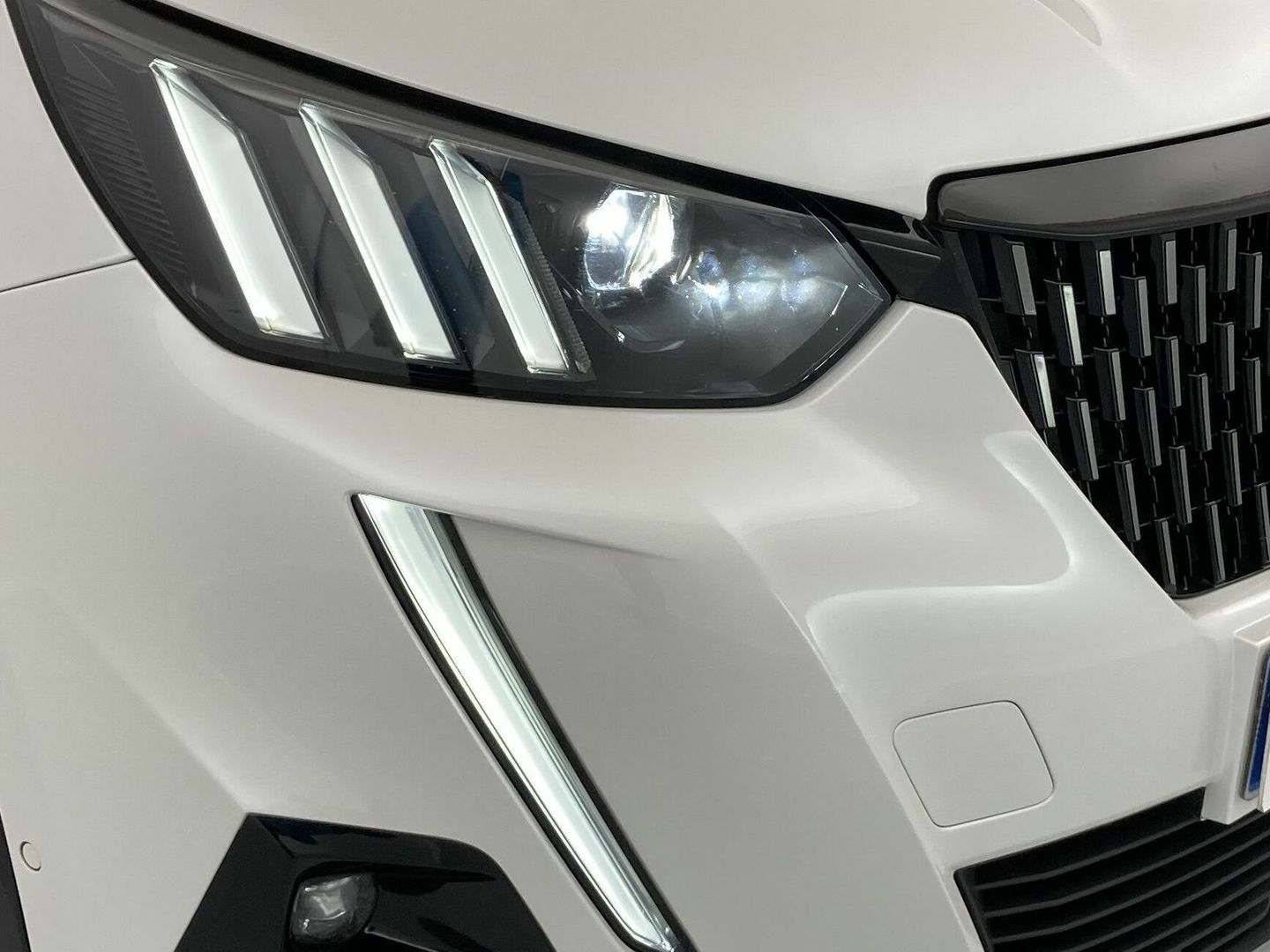 Peugeot 2008 PureTech 130 S&S GT EAT8 96 kW (130 CV)