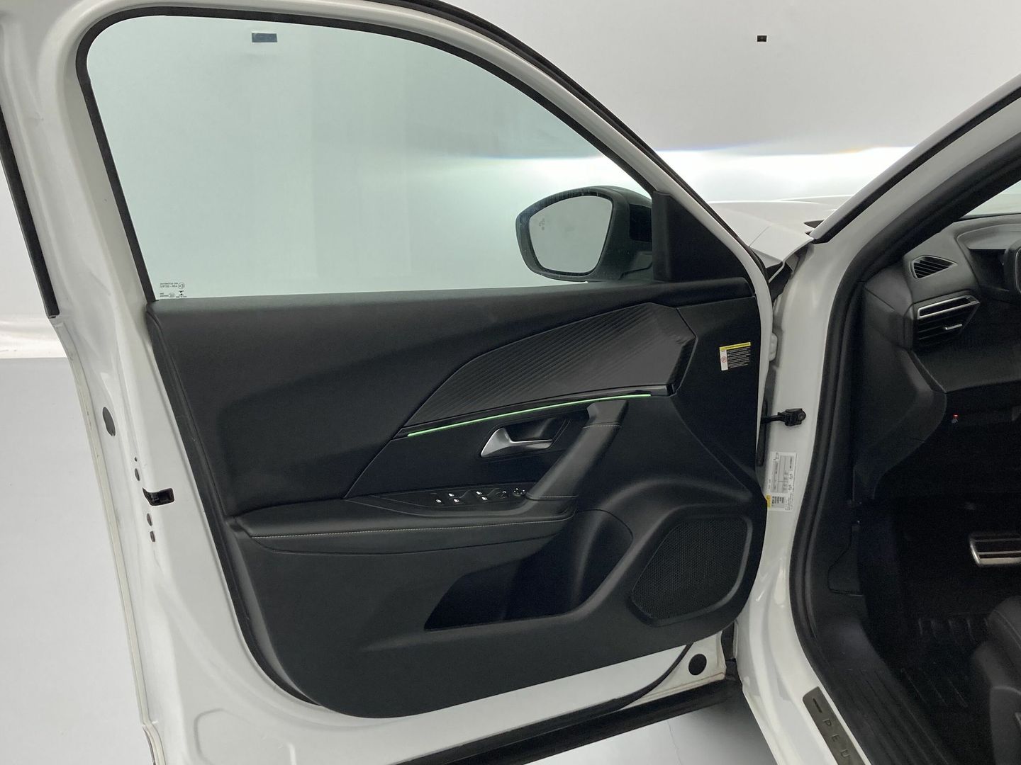 Peugeot 2008 PureTech 130 S&S GT EAT8 96 kW (130 CV)