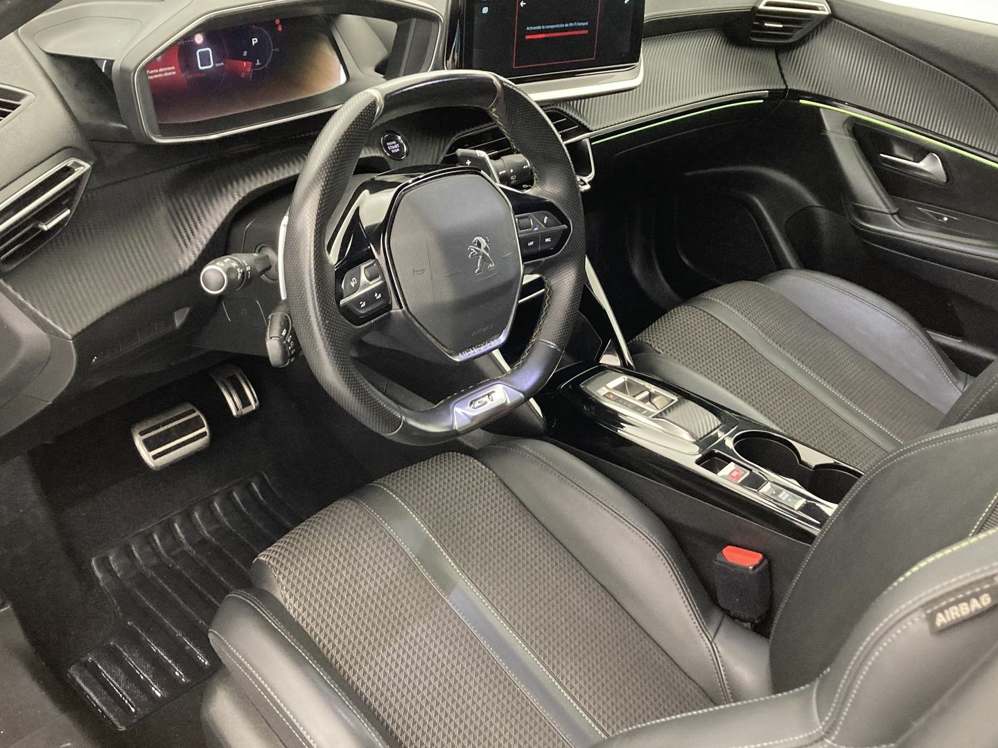 Peugeot 2008 PureTech 130 S&S GT EAT8 96 kW (130 CV)