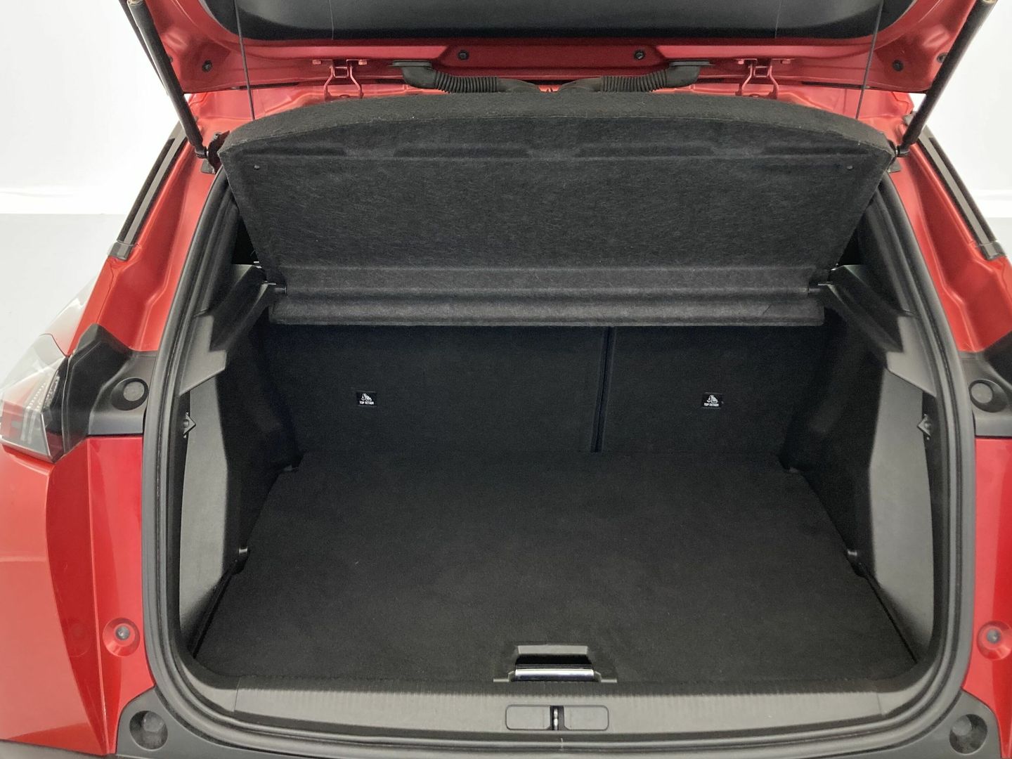 Peugeot 2008 Puretech 100 S&S Active Pack 75 kW (100 CV)