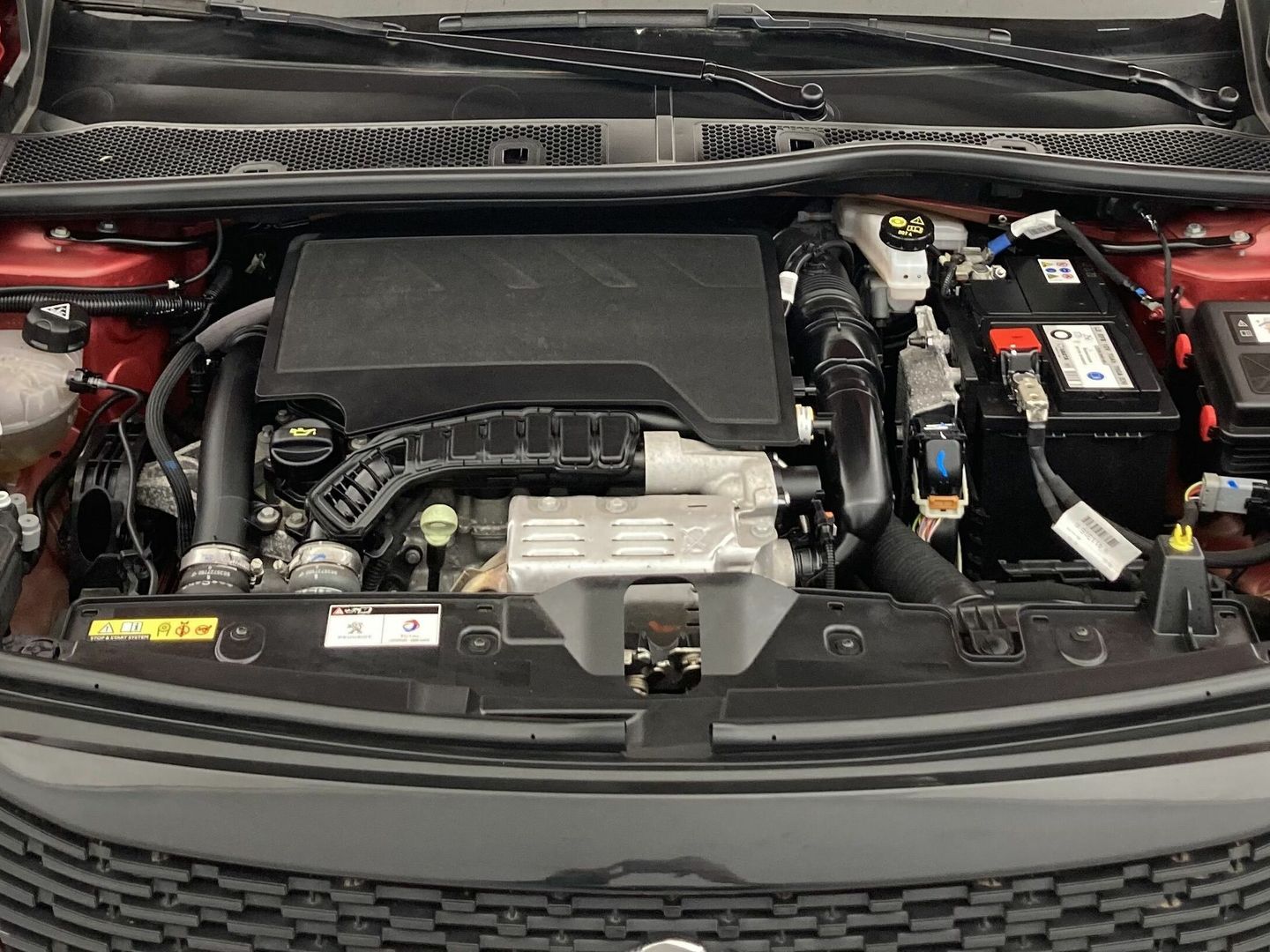 Peugeot 2008 Puretech 100 S&S Active Pack 75 kW (100 CV)