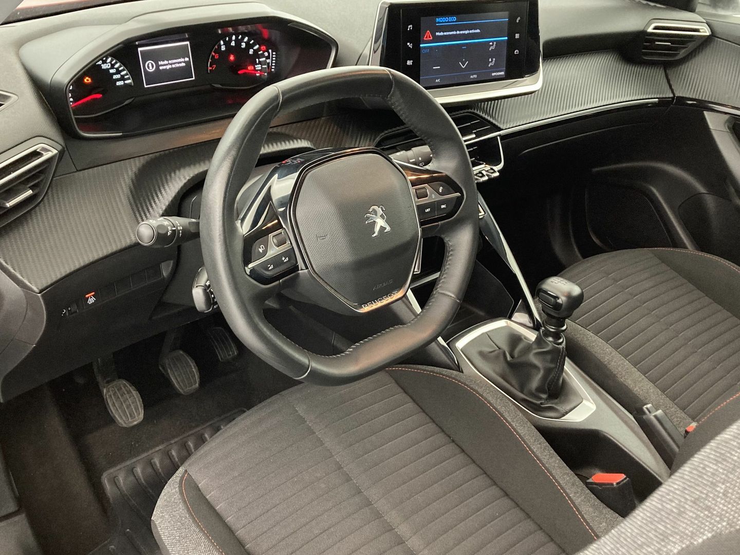 Peugeot 2008 Puretech 100 S&S Active Pack 75 kW (100 CV)