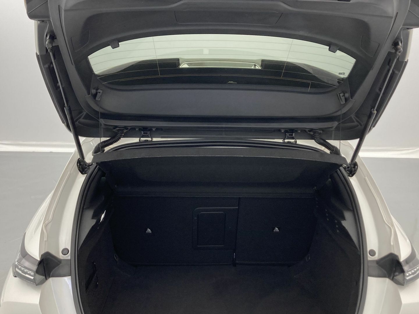 Peugeot 308 Allure Pack BlueHDi 130 S&S EAT8 96 kW (130 CV)