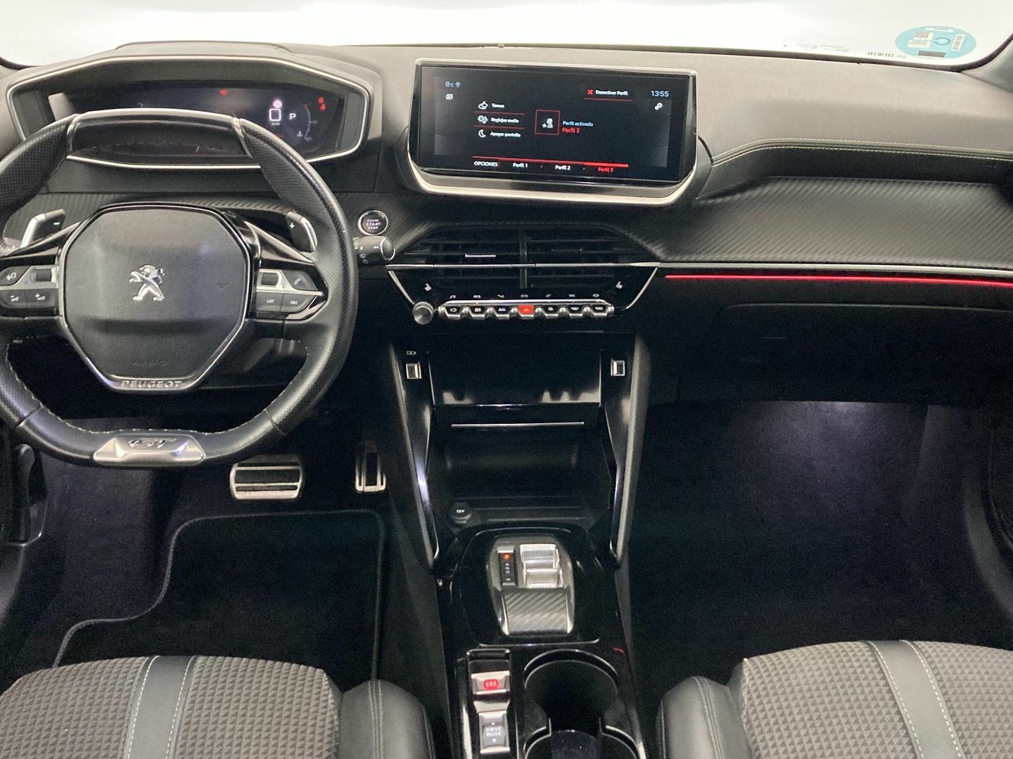 Peugeot 208 PureTech 100 GT EAT8 75 kW (100 CV)