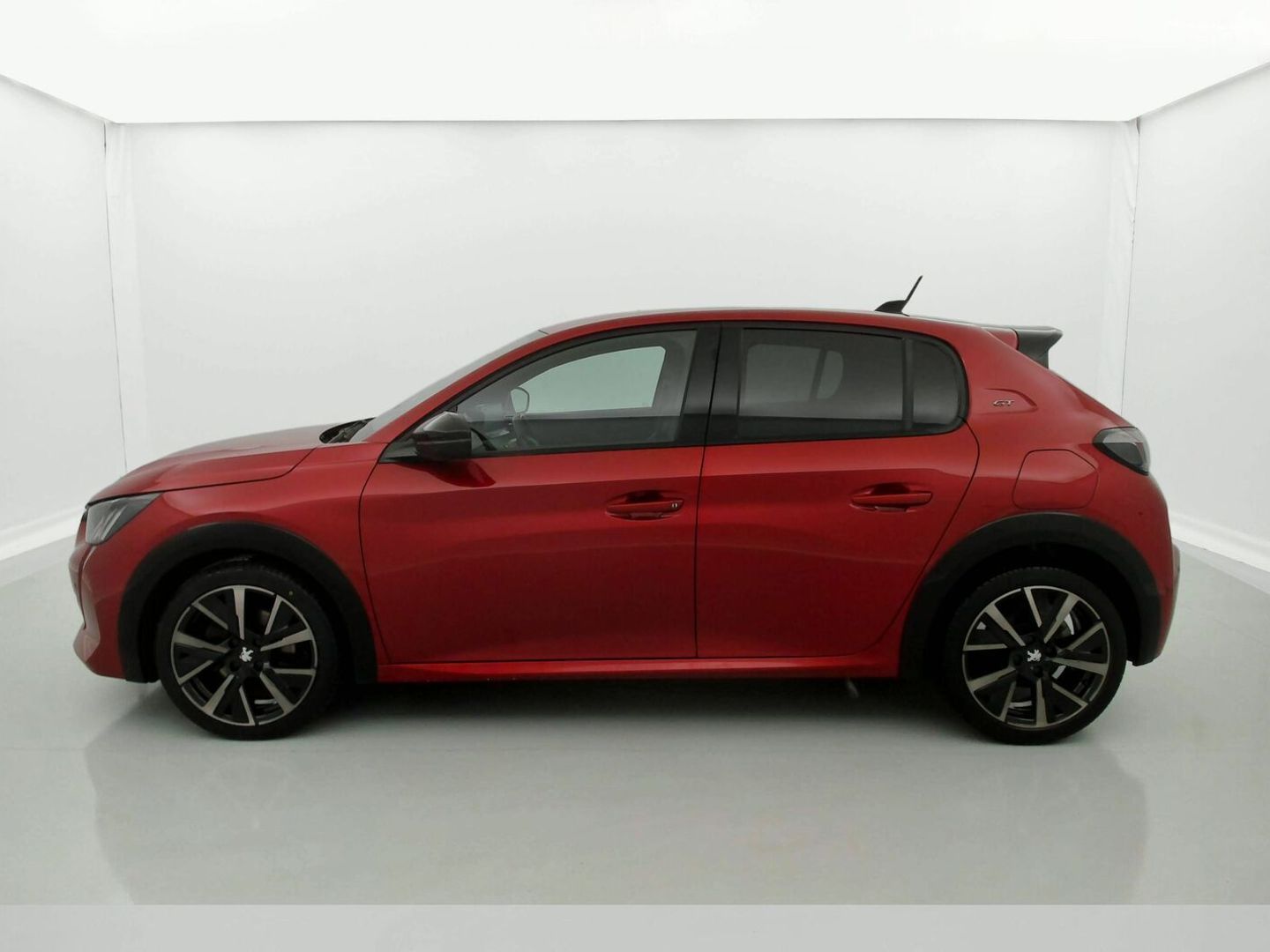 Peugeot 208 PureTech 100 GT EAT8 75 kW (100 CV)
